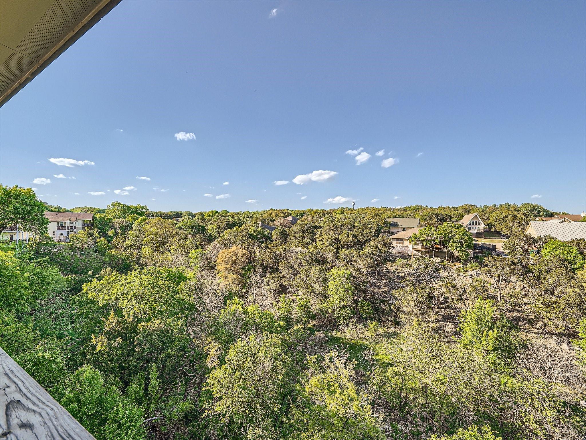 507 Venture Blvd S, Point Venture, TX 78645