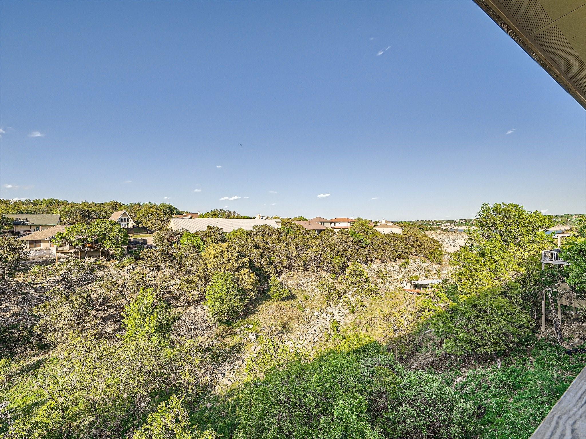 507 Venture Blvd S, Point Venture, TX 78645