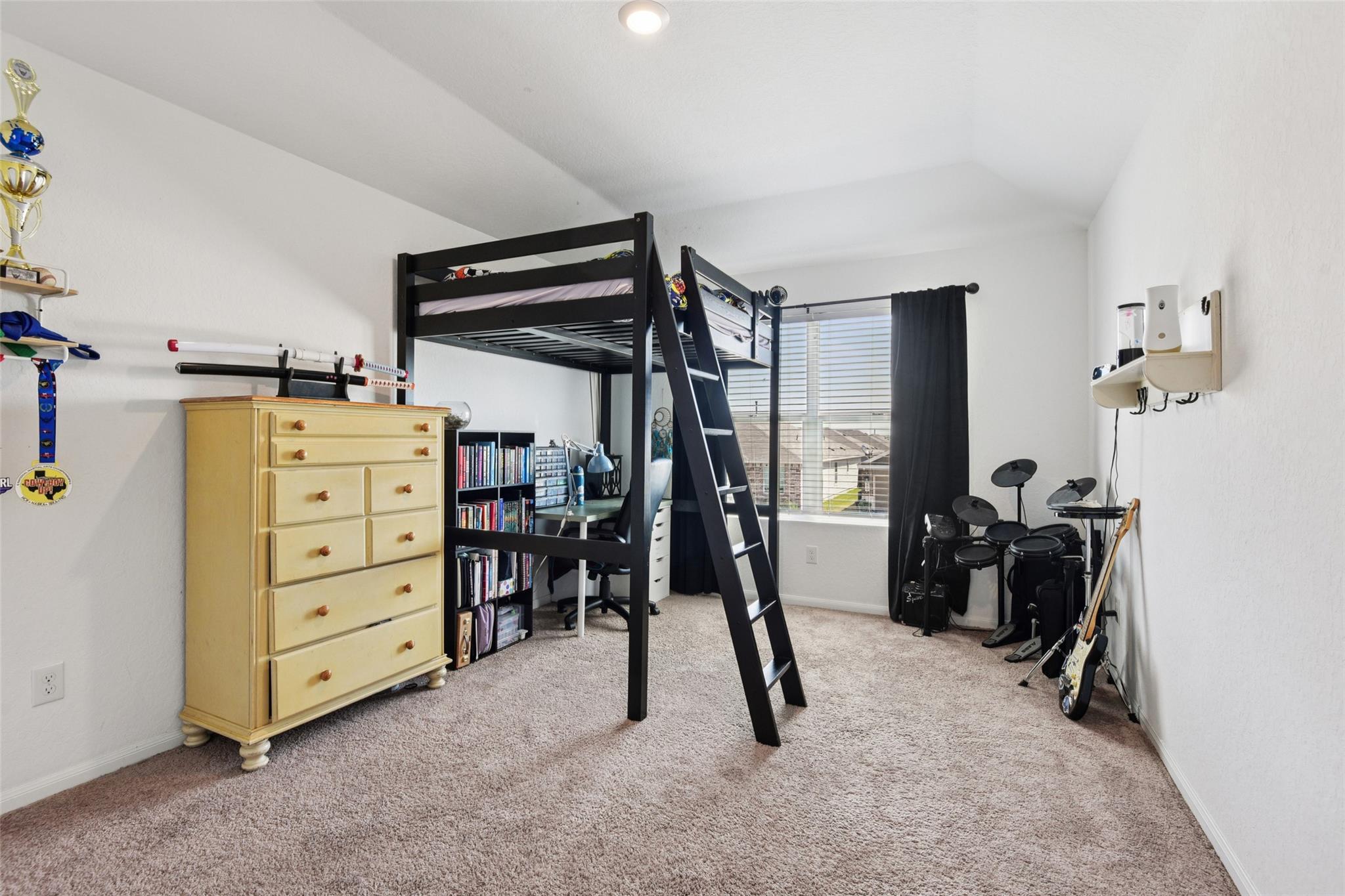 9058 Bowie Rdg, Seguin, TX 78155