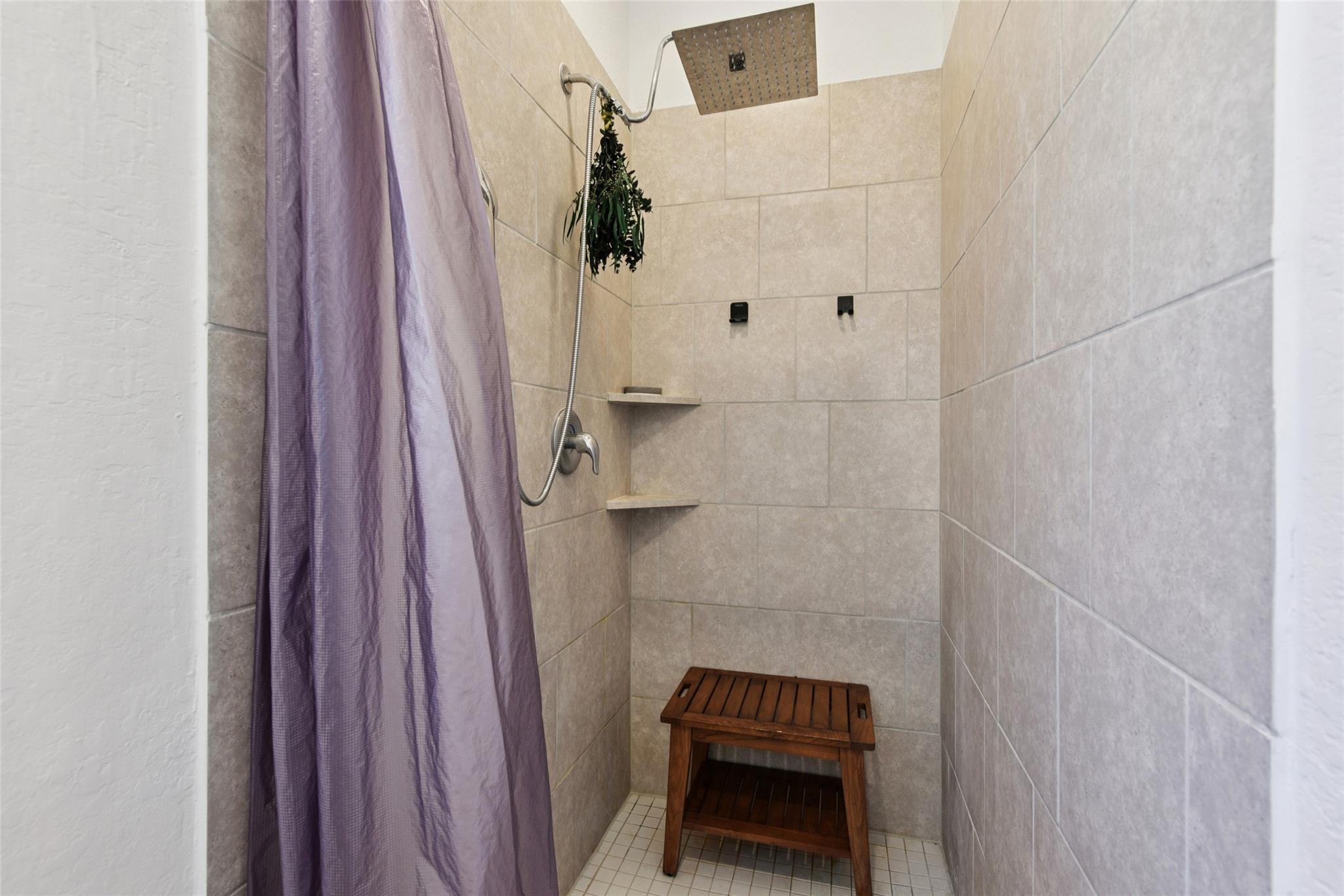 9058 Bowie Rdg, Seguin, TX 78155