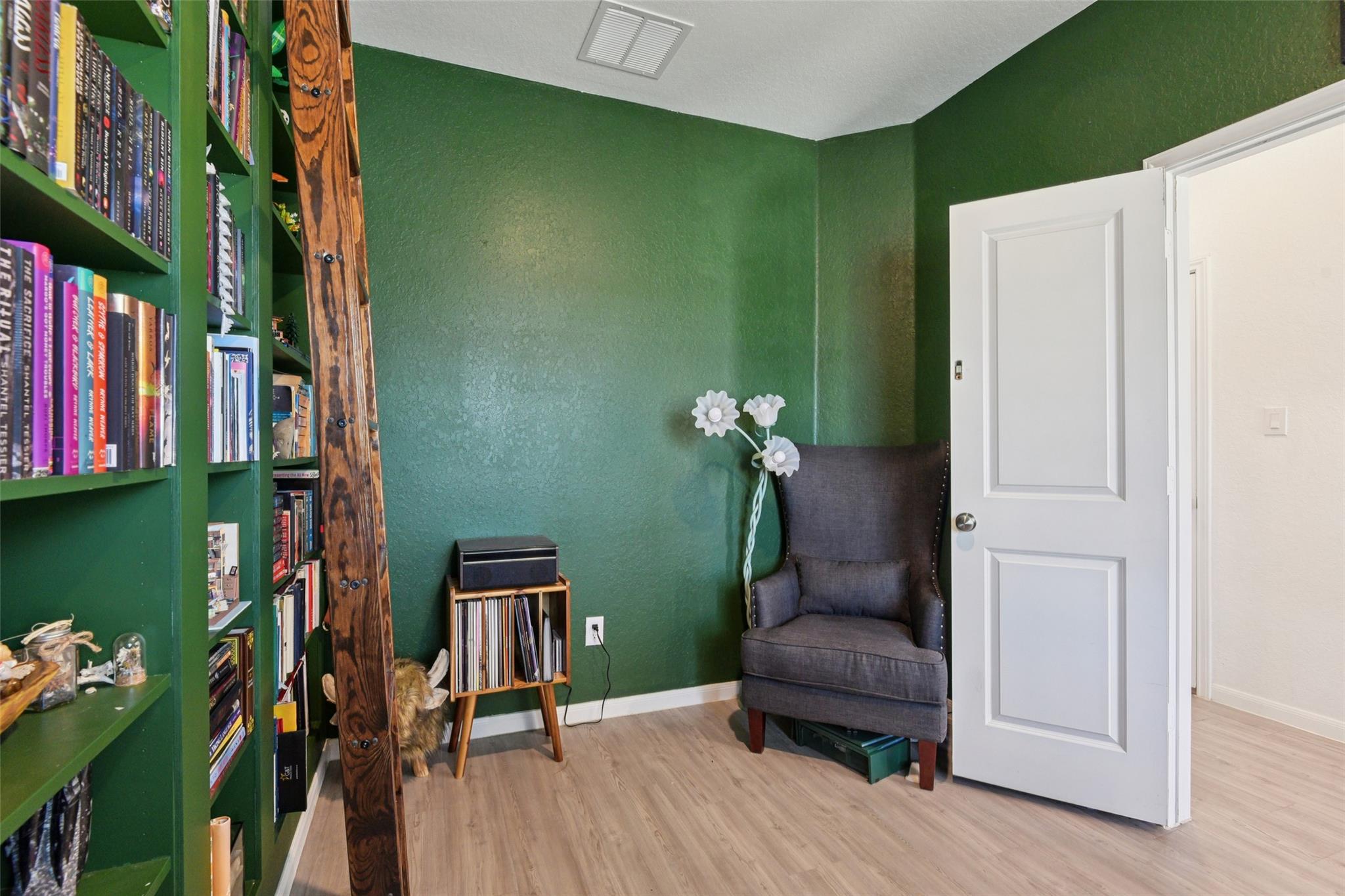 9058 Bowie Rdg, Seguin, TX 78155