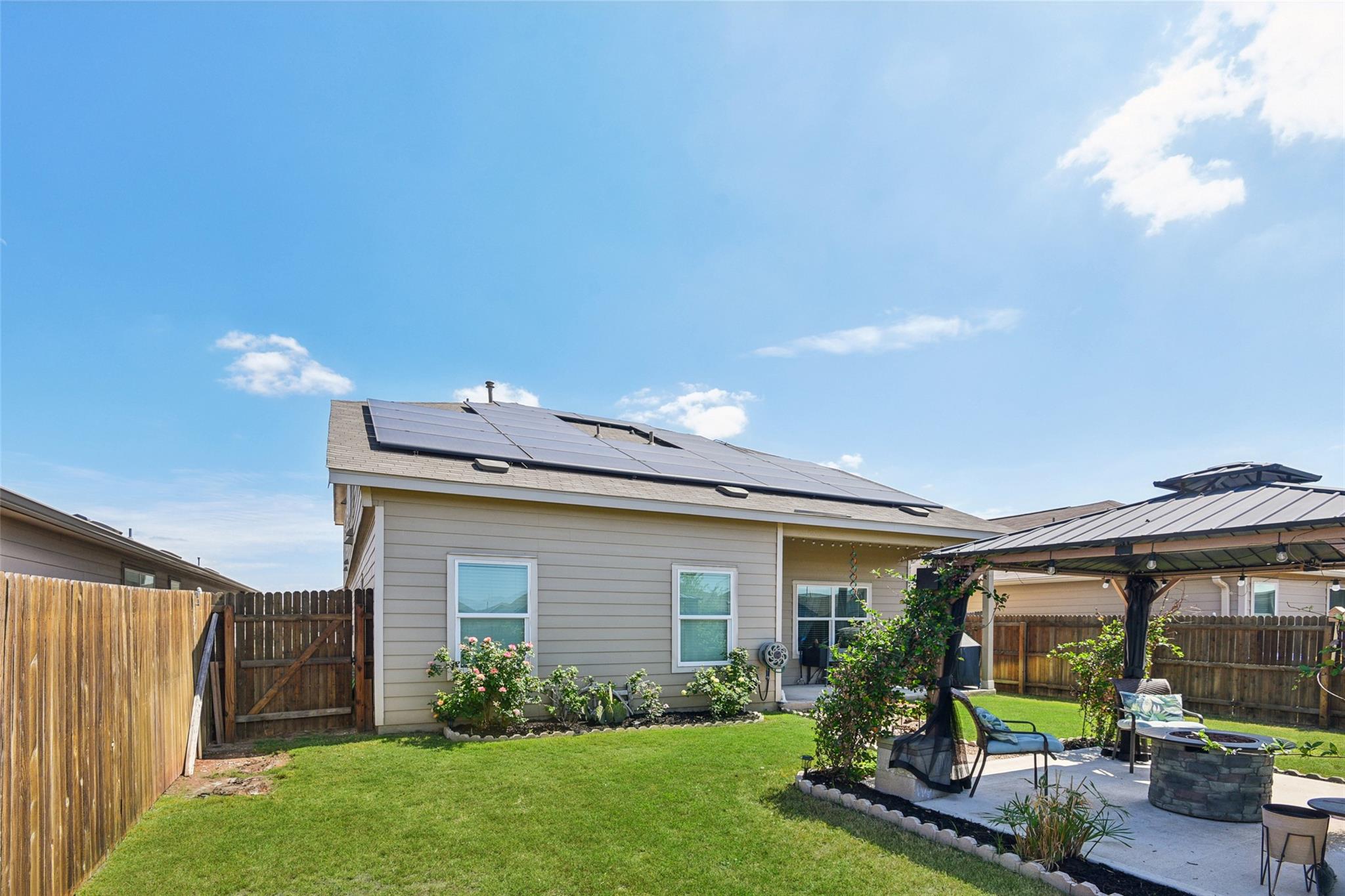 9058 Bowie Rdg, Seguin, TX 78155