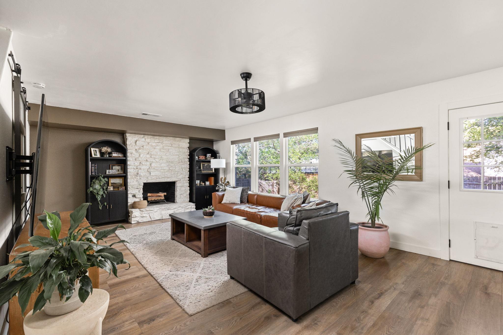 7909 Manassas Dr, Austin, TX 78745