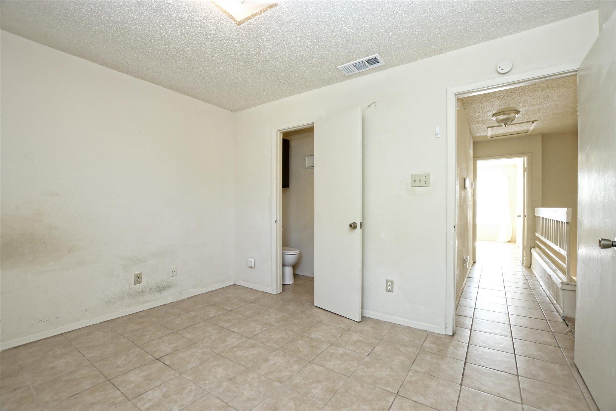 2018 W Rundberg Ln # 18C, Austin, TX 78758