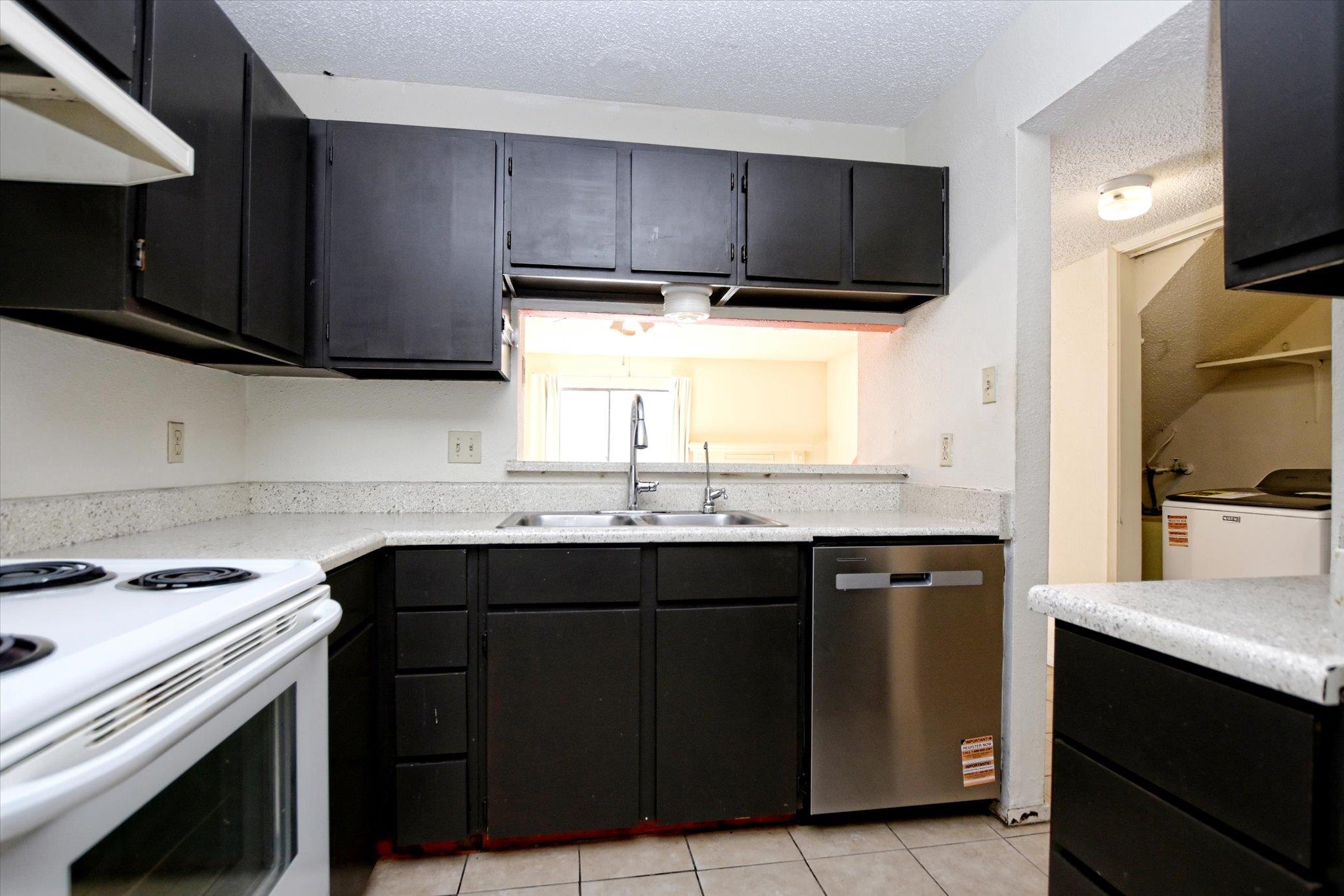 2018 W Rundberg Ln # 18C, Austin, TX 78758