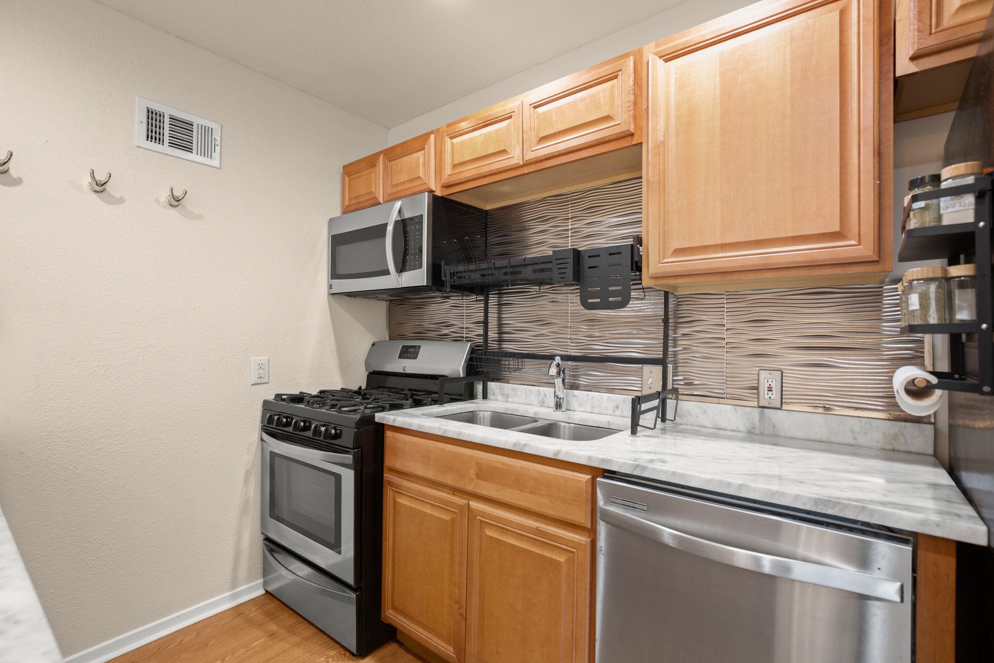 1912 Lightsey Rd # 2, Austin, TX 78704