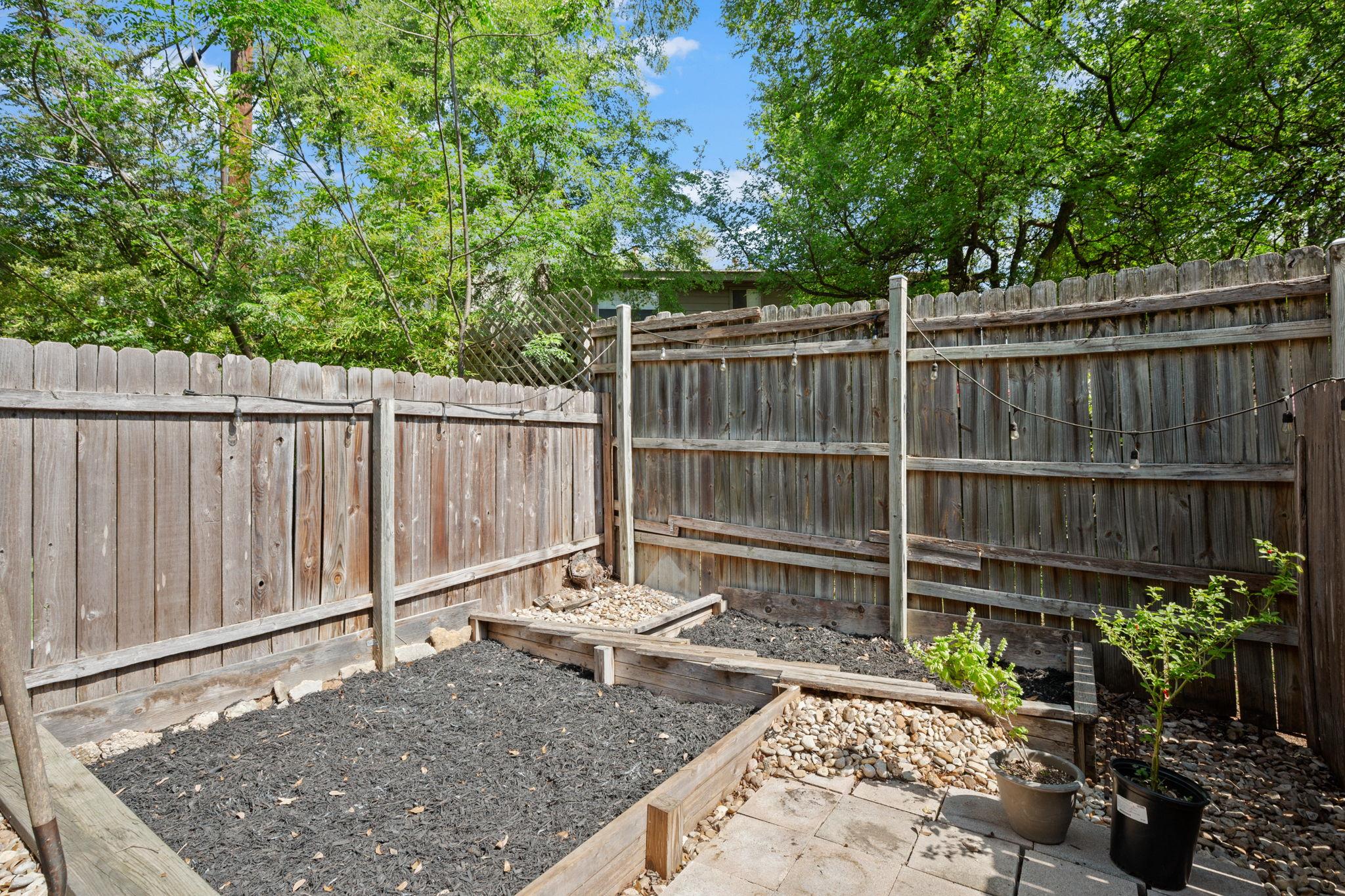 1912 Lightsey Rd # 2, Austin, TX 78704