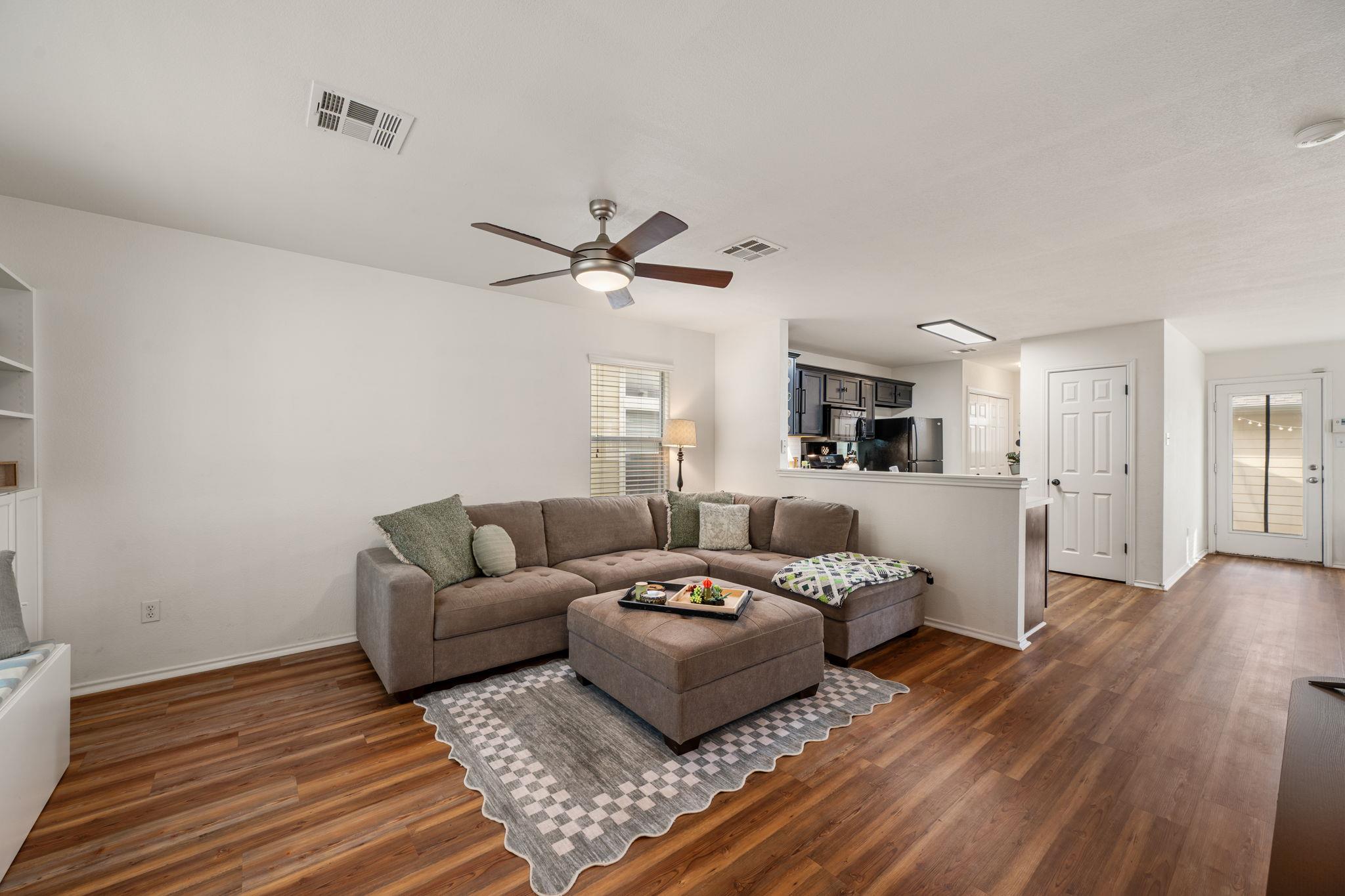 709 N Cascades Ave # 1, Pflugerville, TX 78660