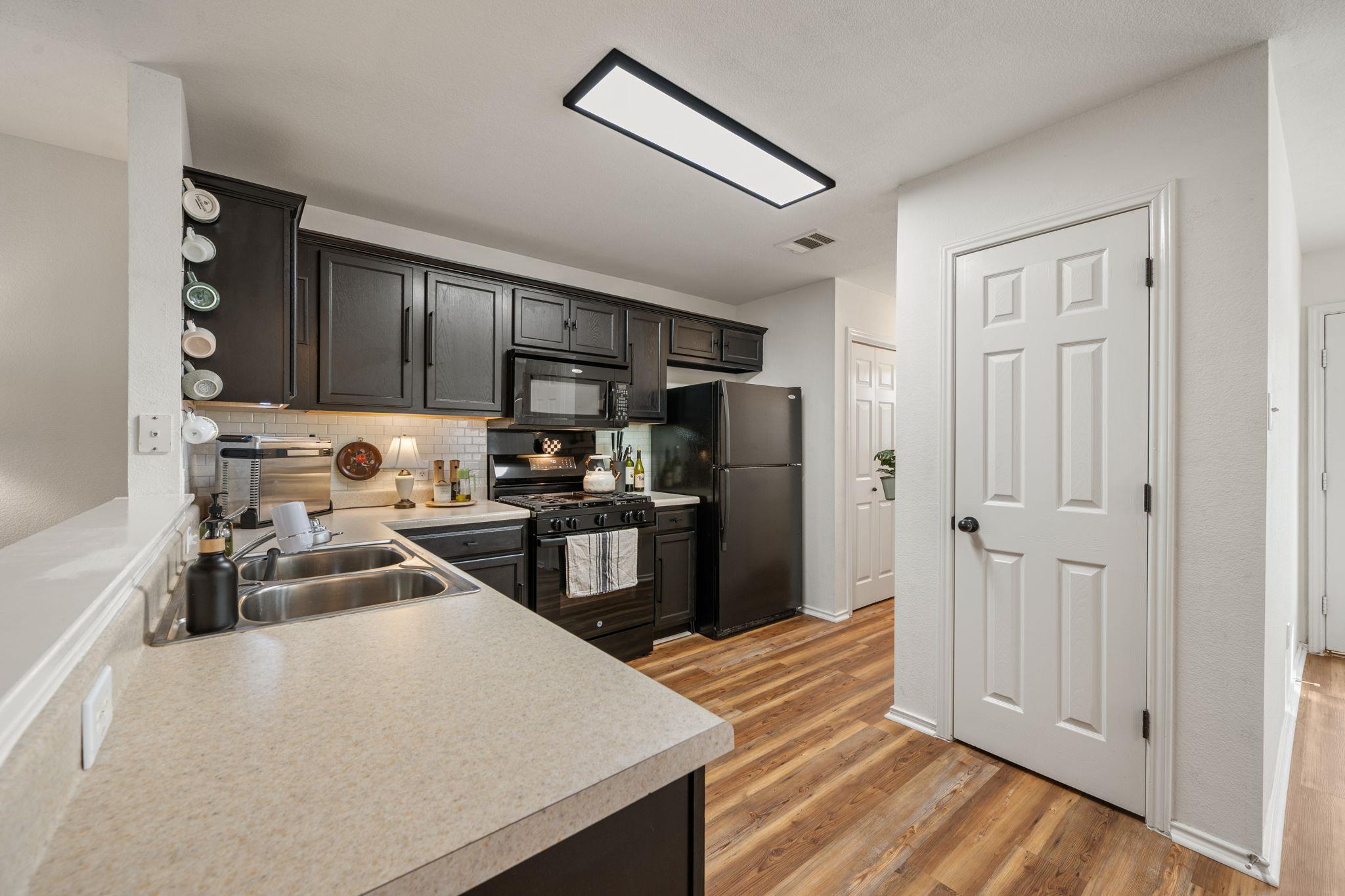 709 N Cascades Ave # 1, Pflugerville, TX 78660