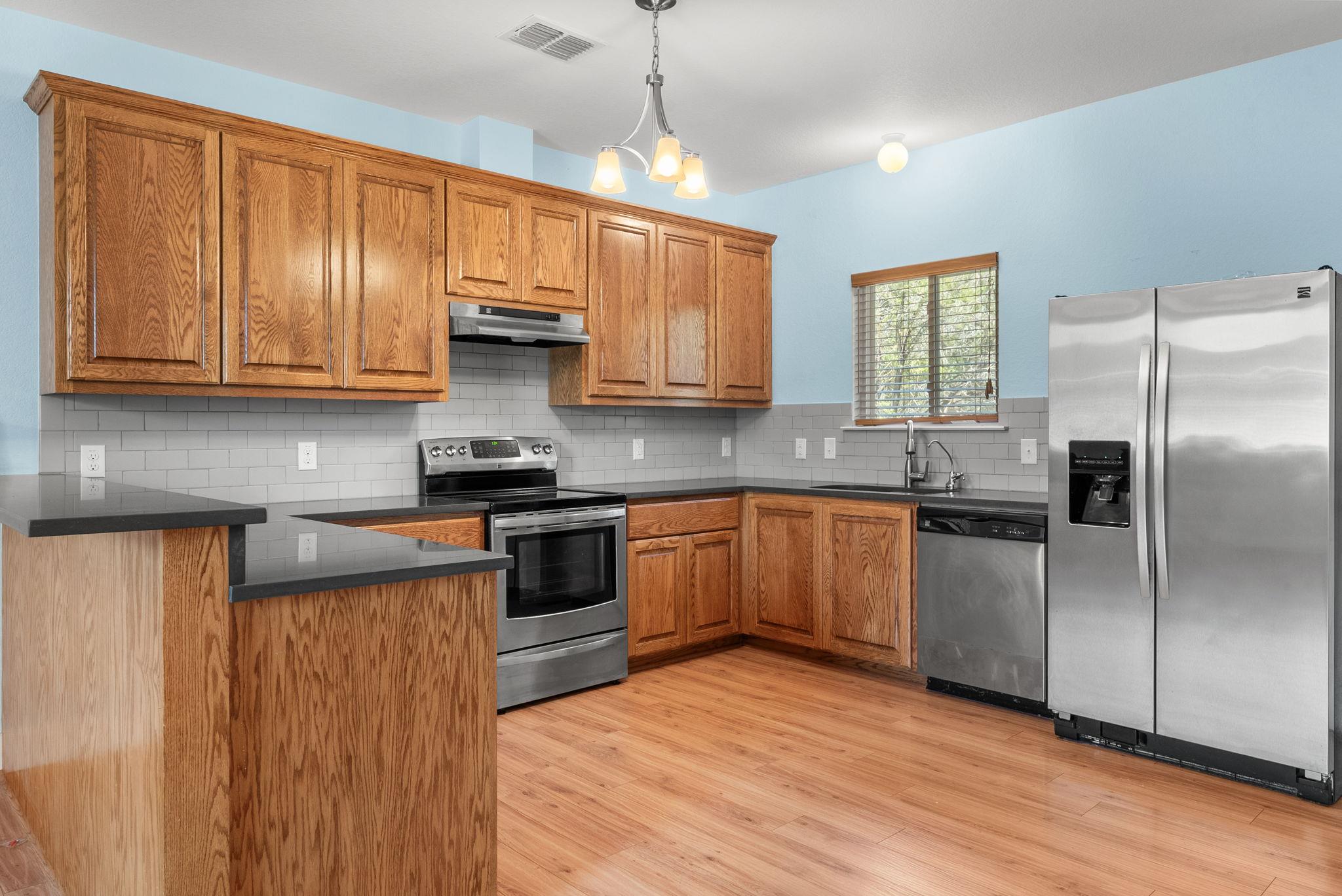 48 E El Camino Real, Wimberley, TX 78676