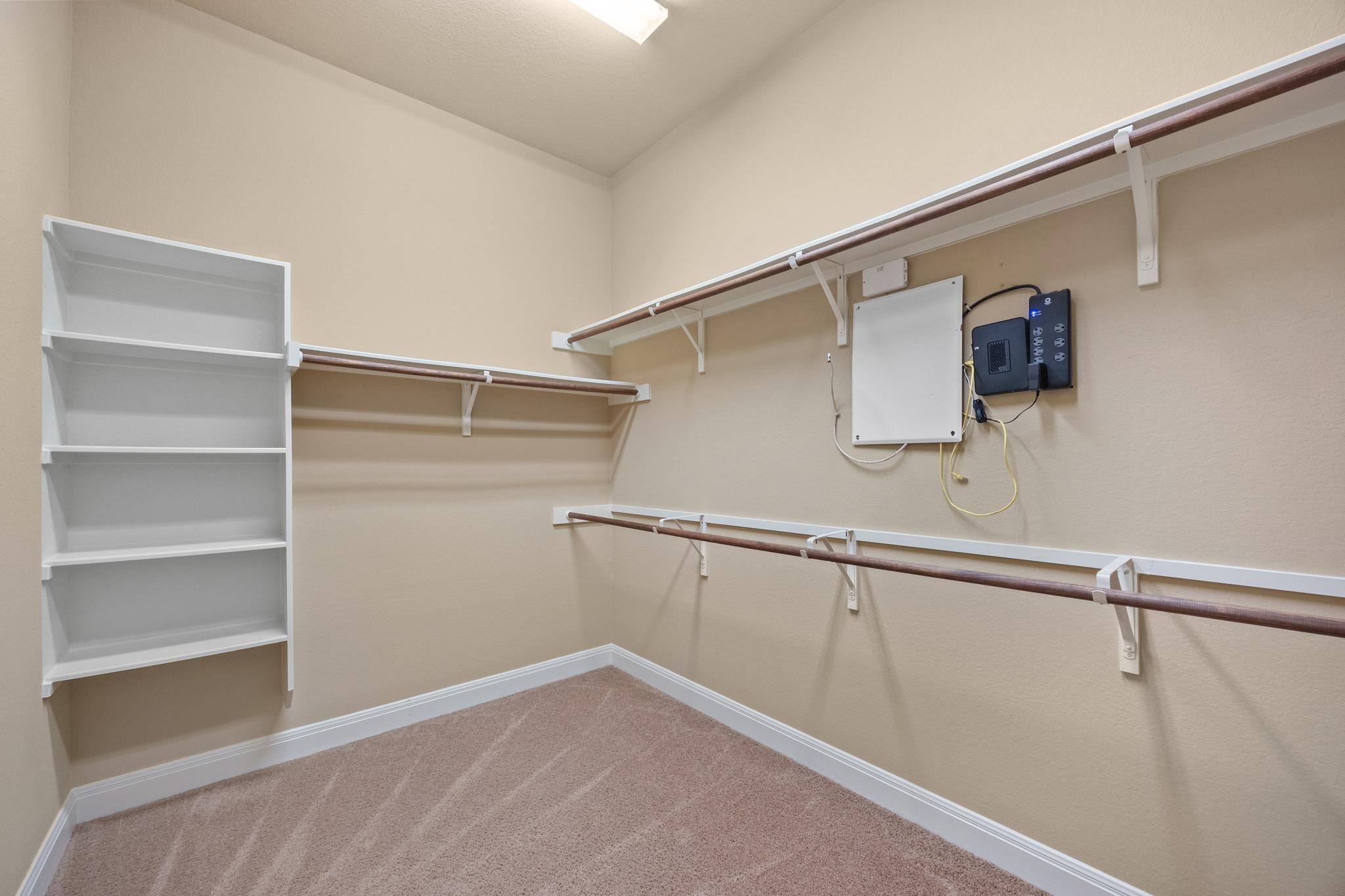 4004 Gloucester Dr, Cedar Park, TX 78613