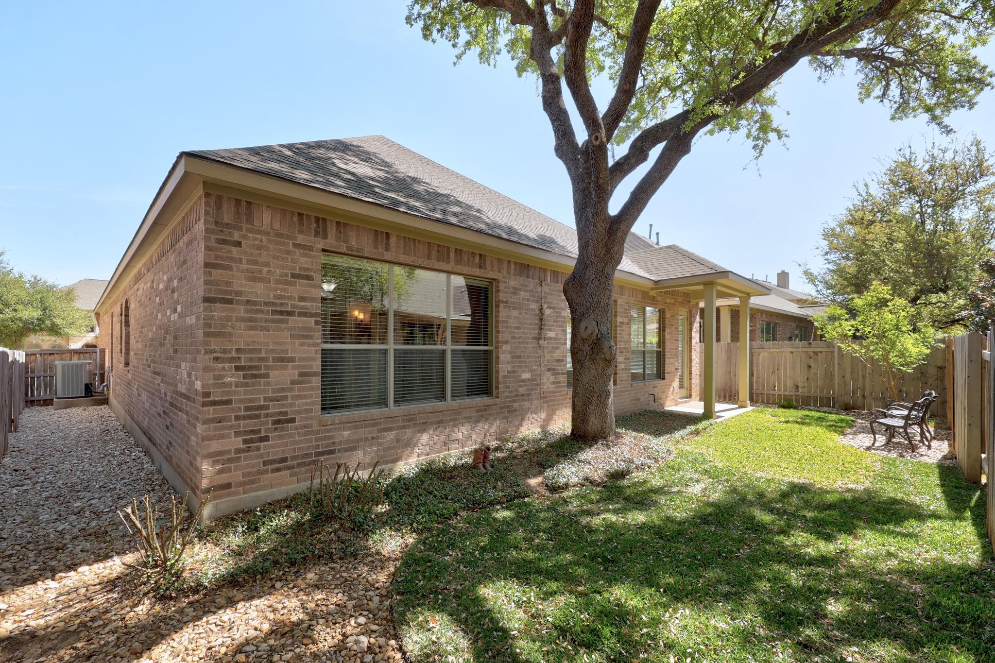 4004 Gloucester Dr, Cedar Park, TX 78613