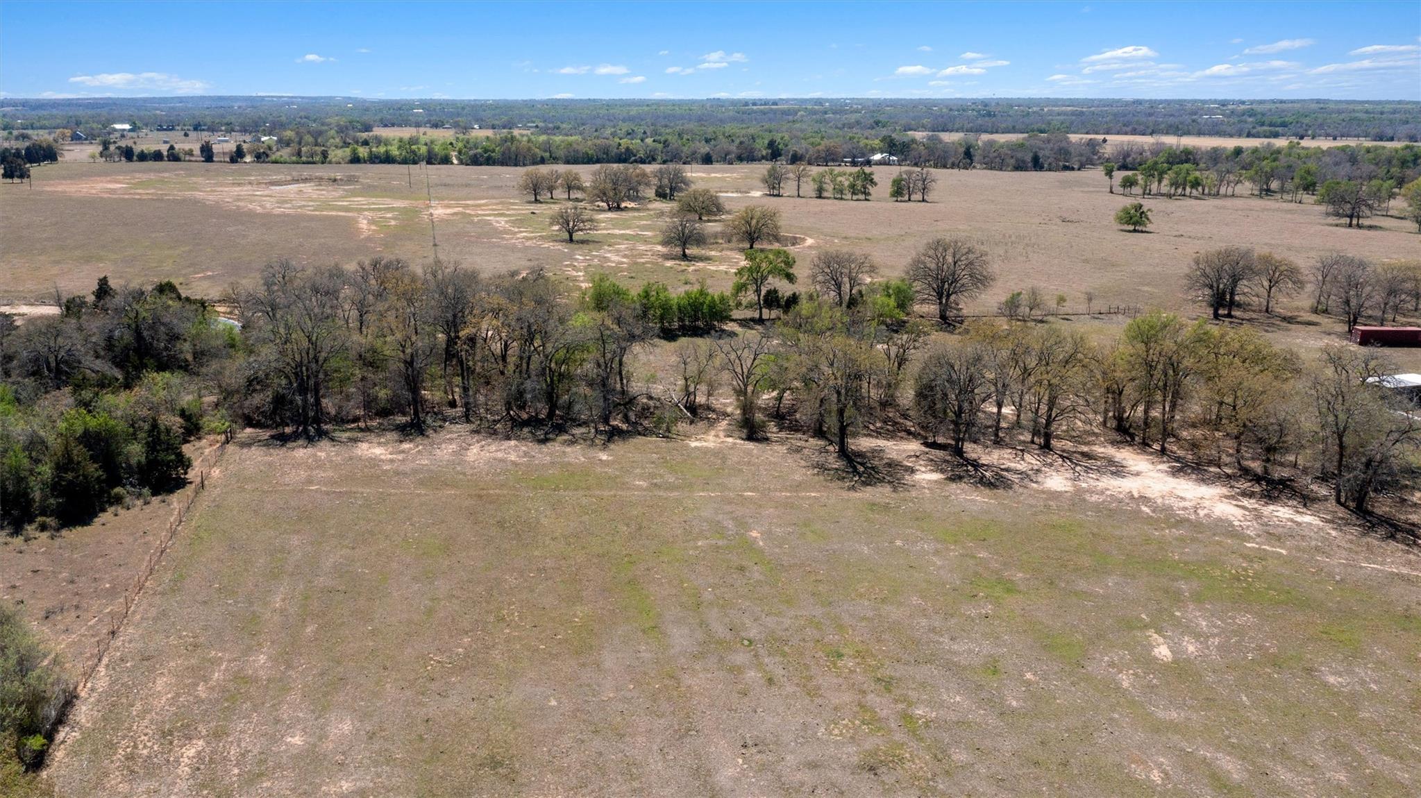 359 N County Line Rd, Elgin, TX 78621