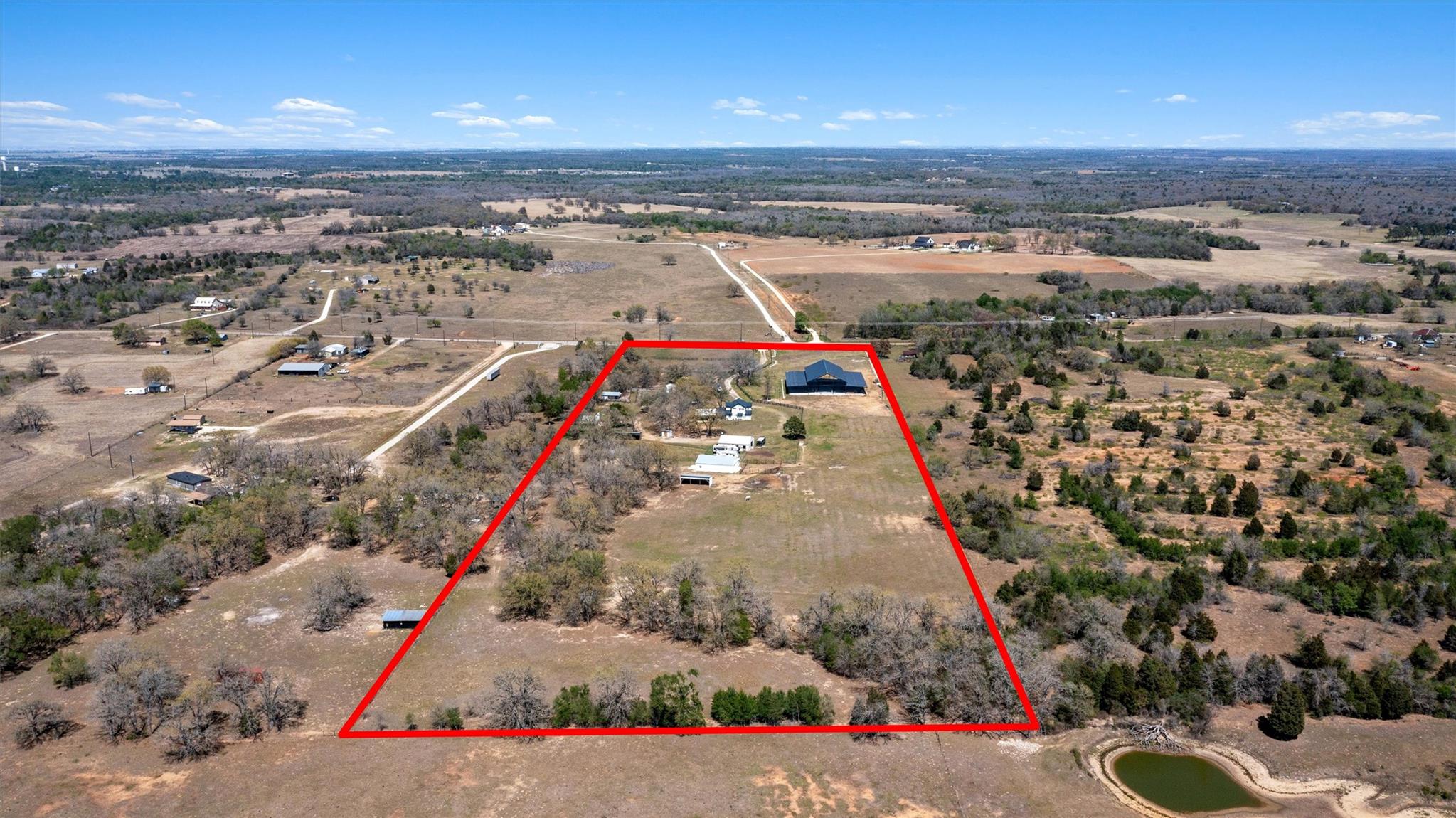 359 N County Line Rd, Elgin, TX 78621