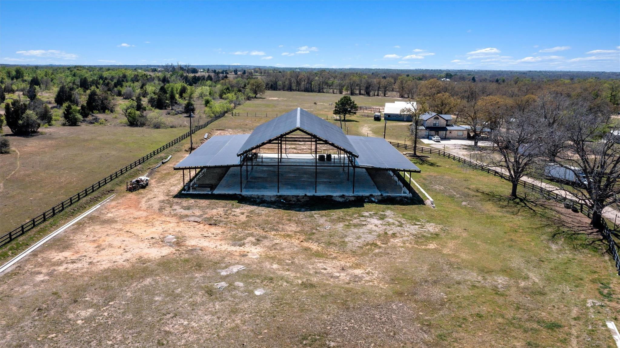 359 N County Line Rd, Elgin, TX 78621