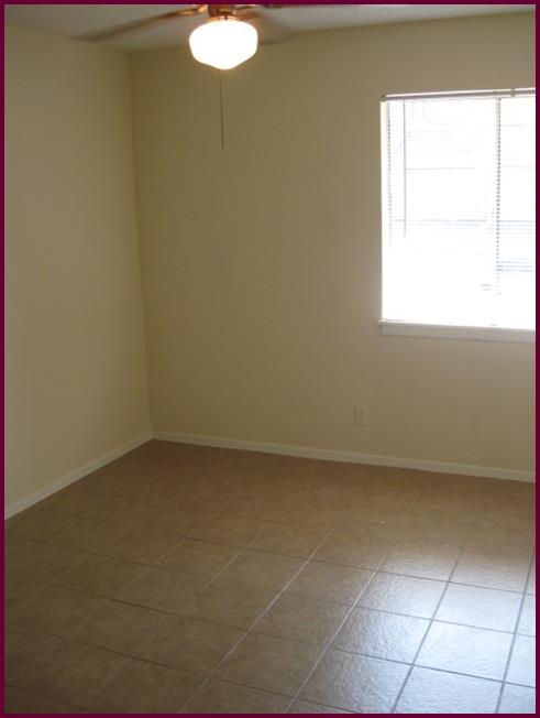 2612 Salado St # 102, Austin, TX 78705