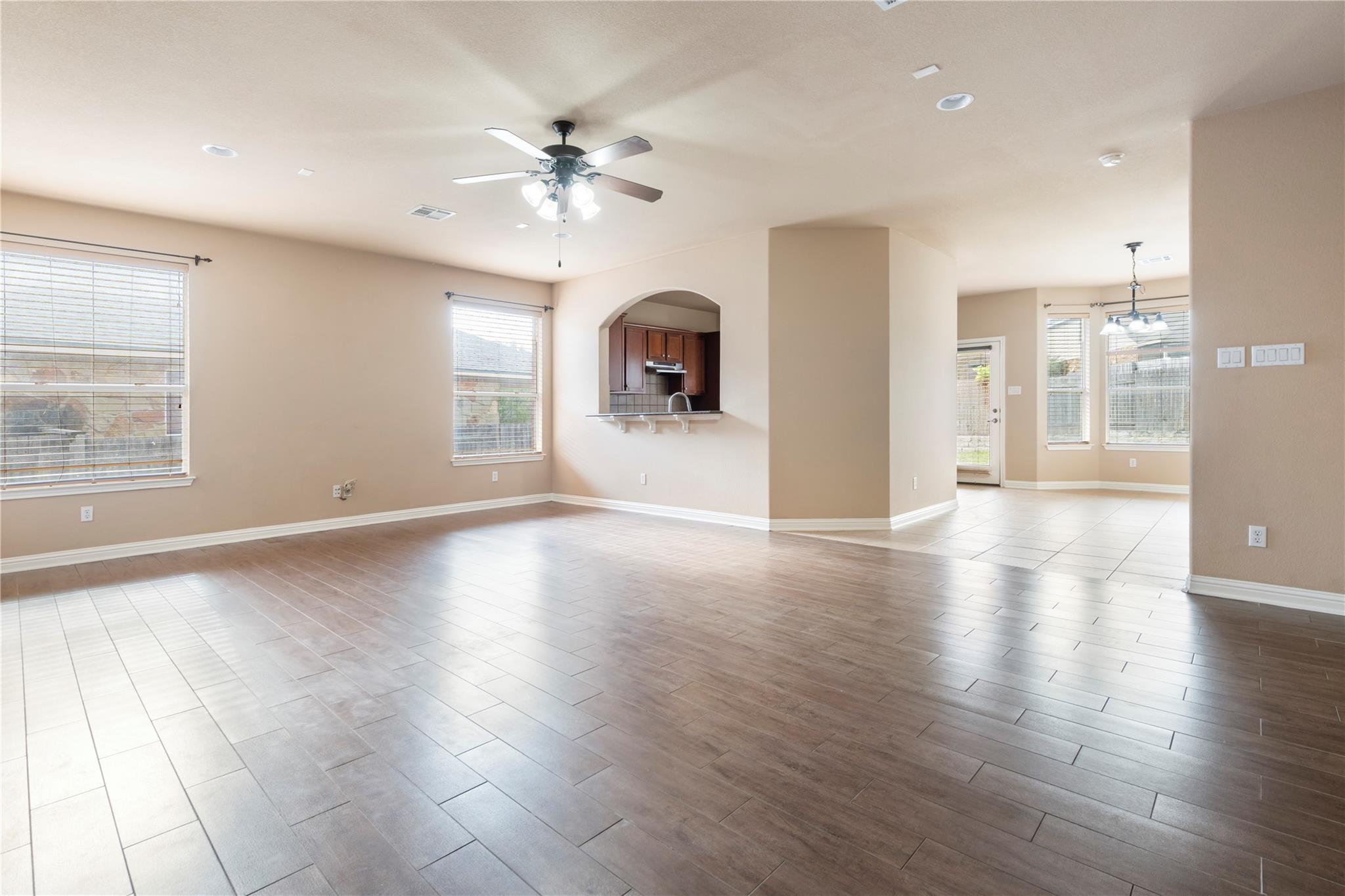 1709 Greenside Trl, Round Rock, TX 78665