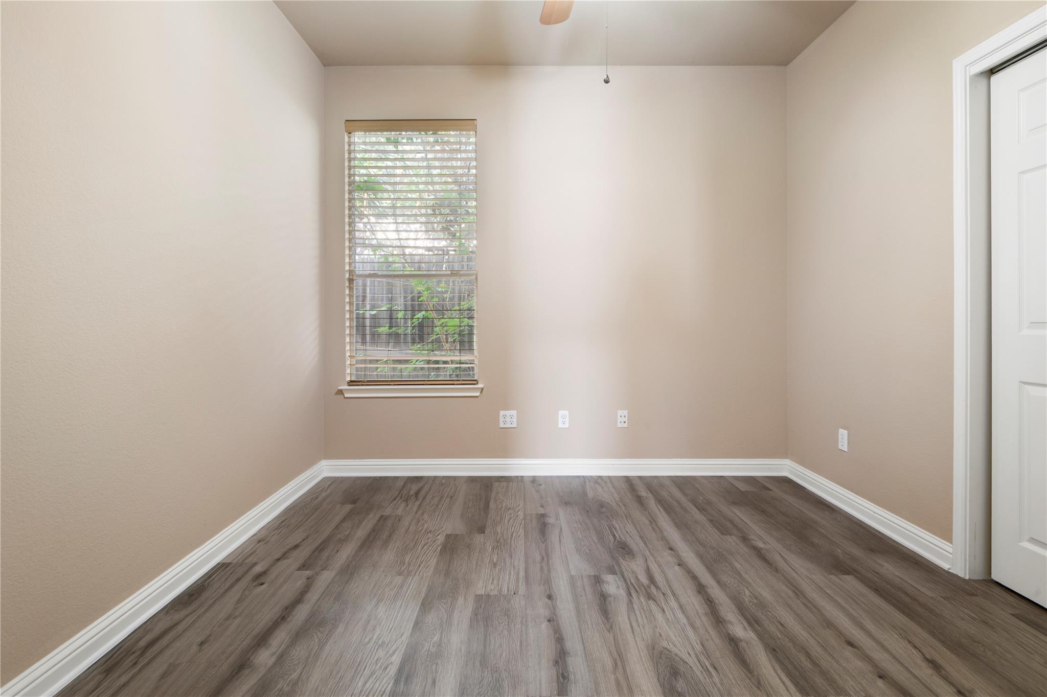 1709 Greenside Trl, Round Rock, TX 78665