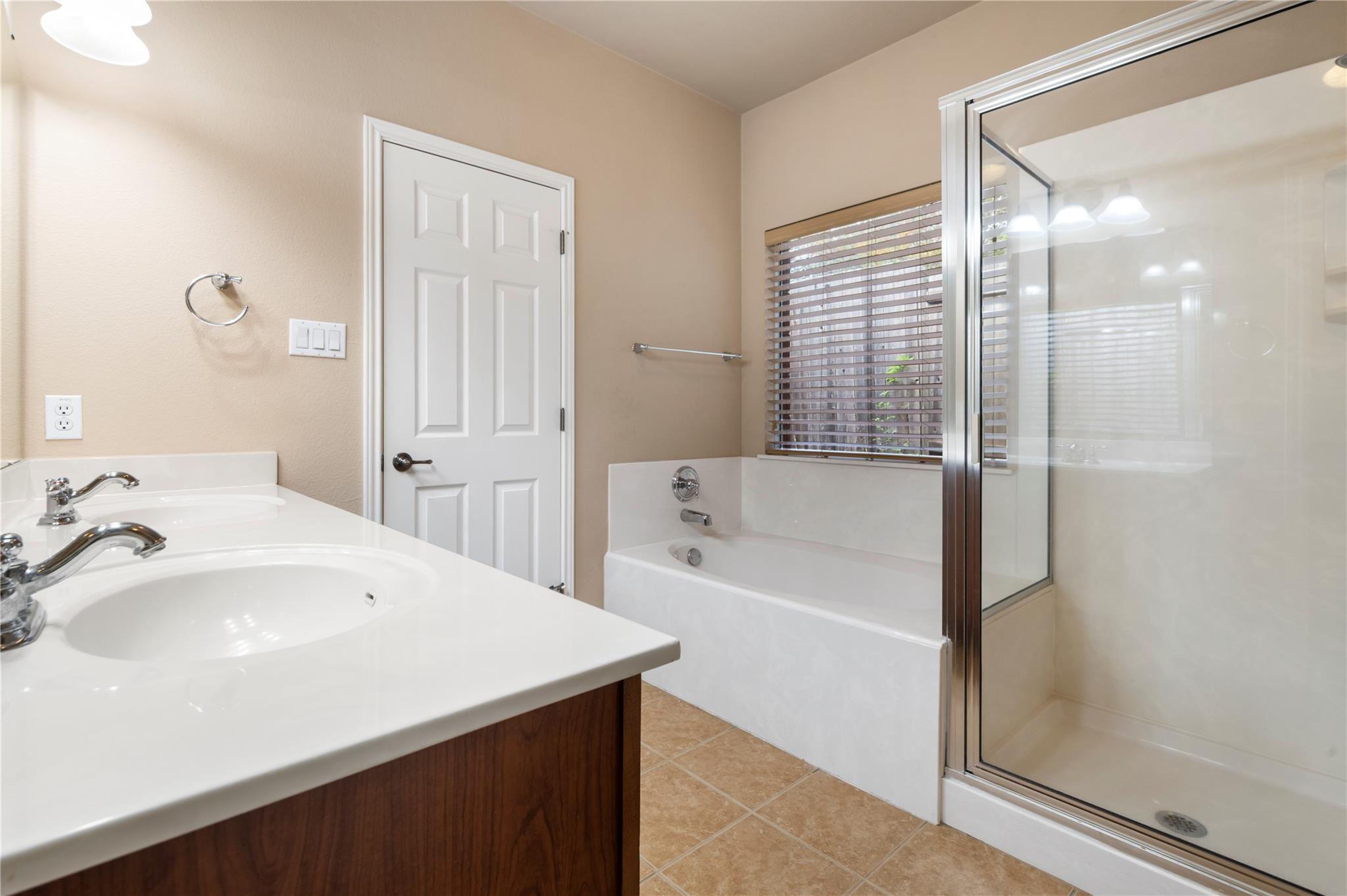 1709 Greenside Trl, Round Rock, TX 78665