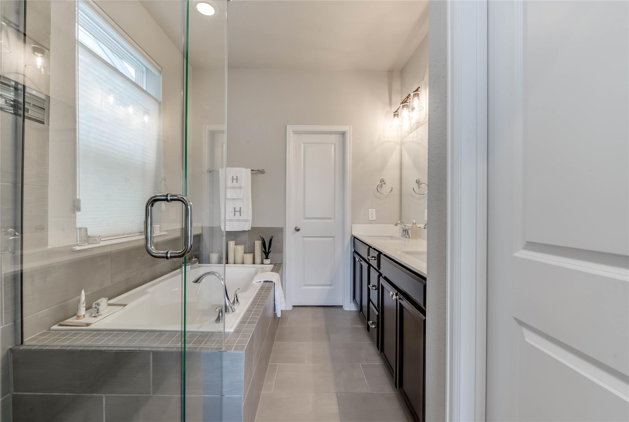 1405 Hyde St, Austin, TX 78741