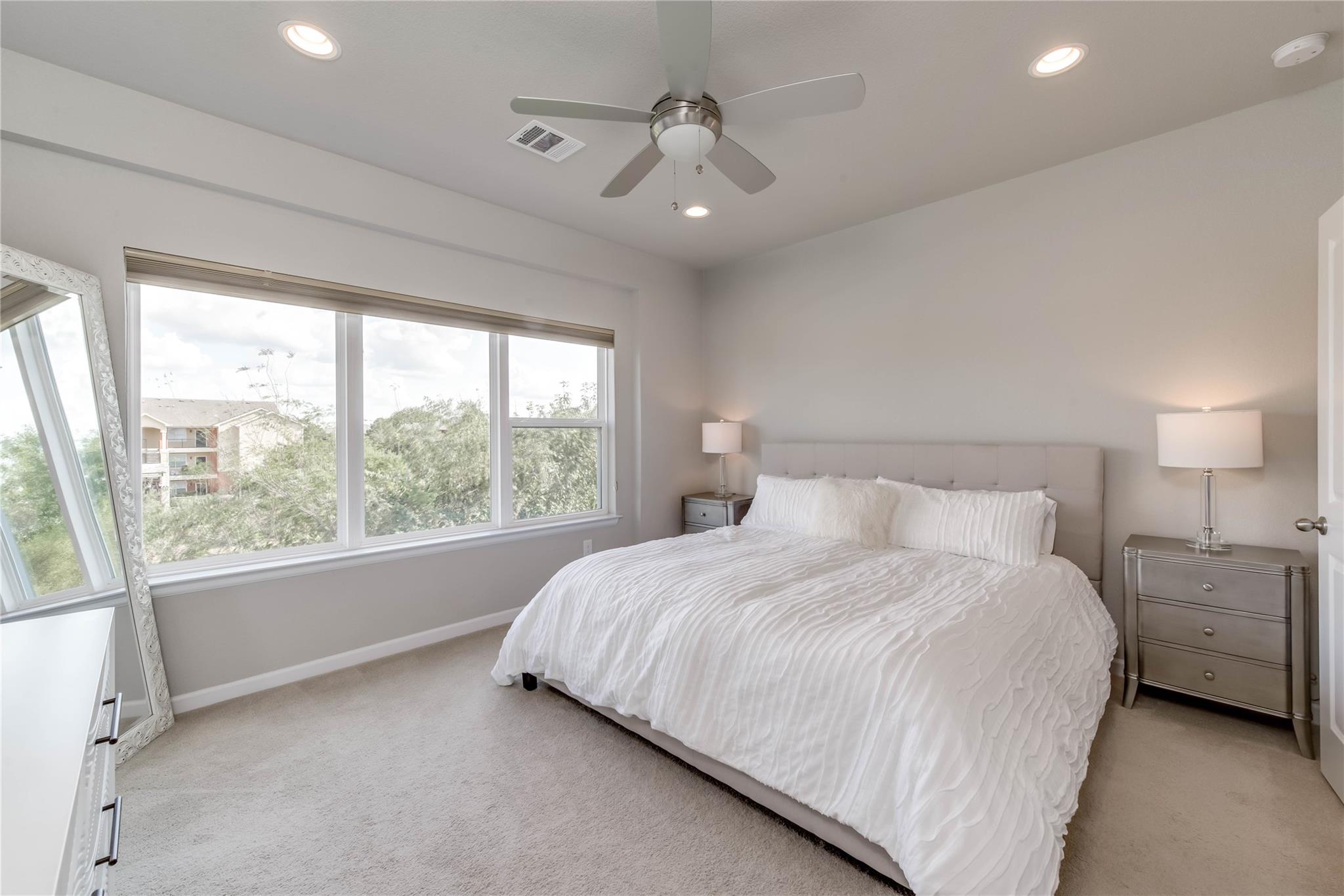 1405 Hyde St, Austin, TX 78741