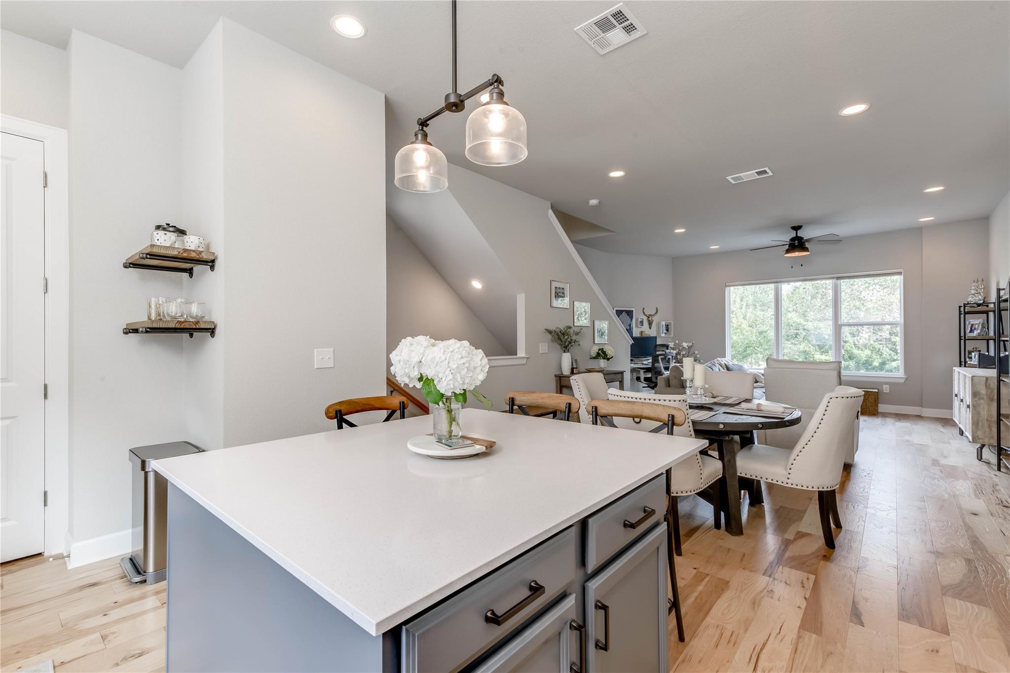 1405 Hyde St, Austin, TX 78741