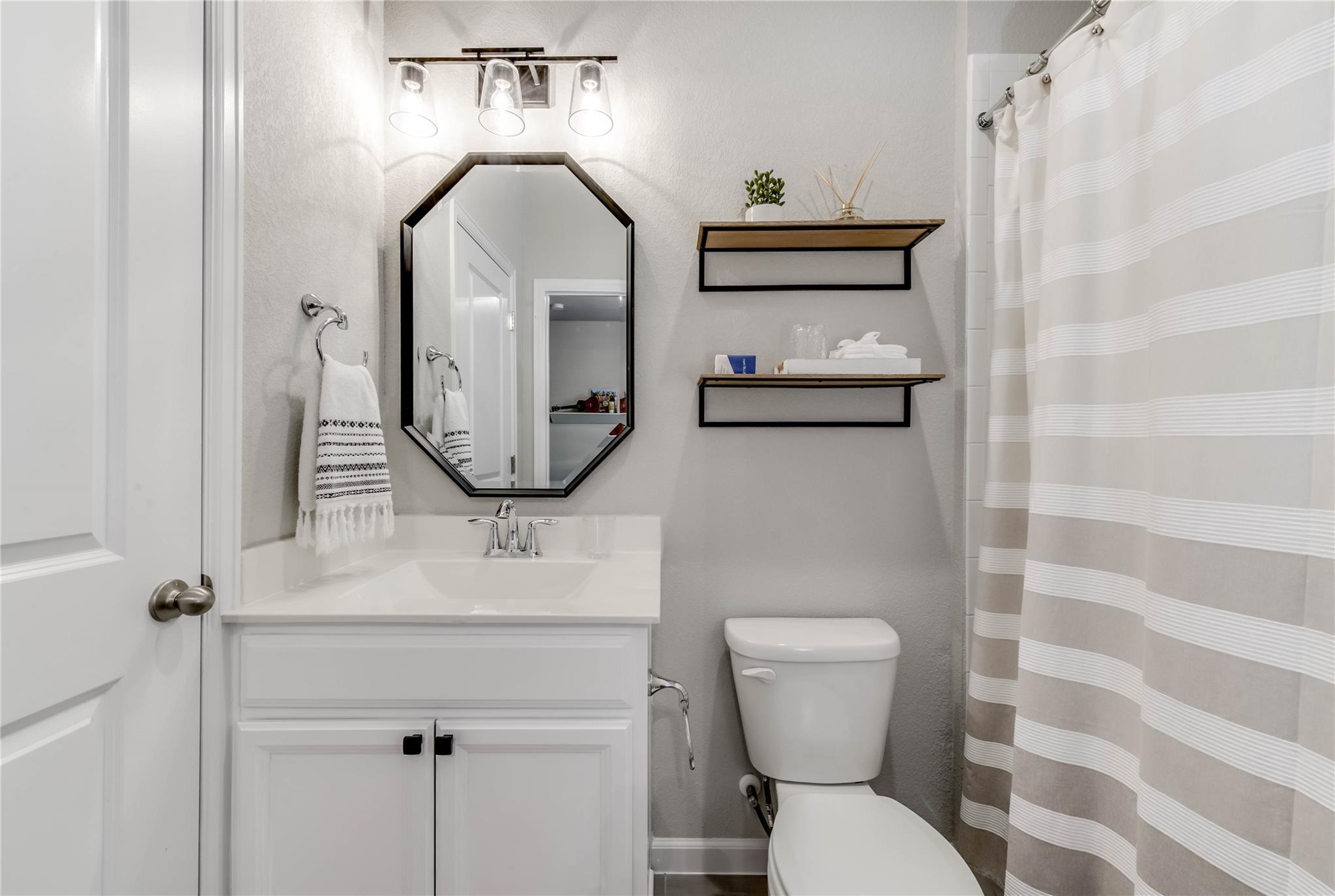 1405 Hyde St, Austin, TX 78741