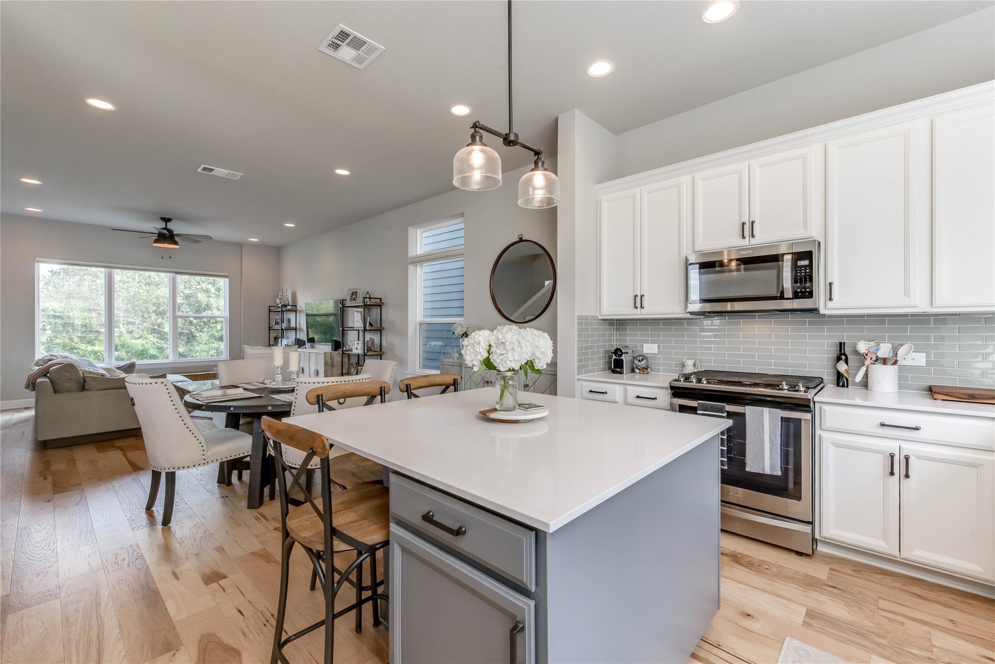 1405 Hyde St, Austin, TX 78741