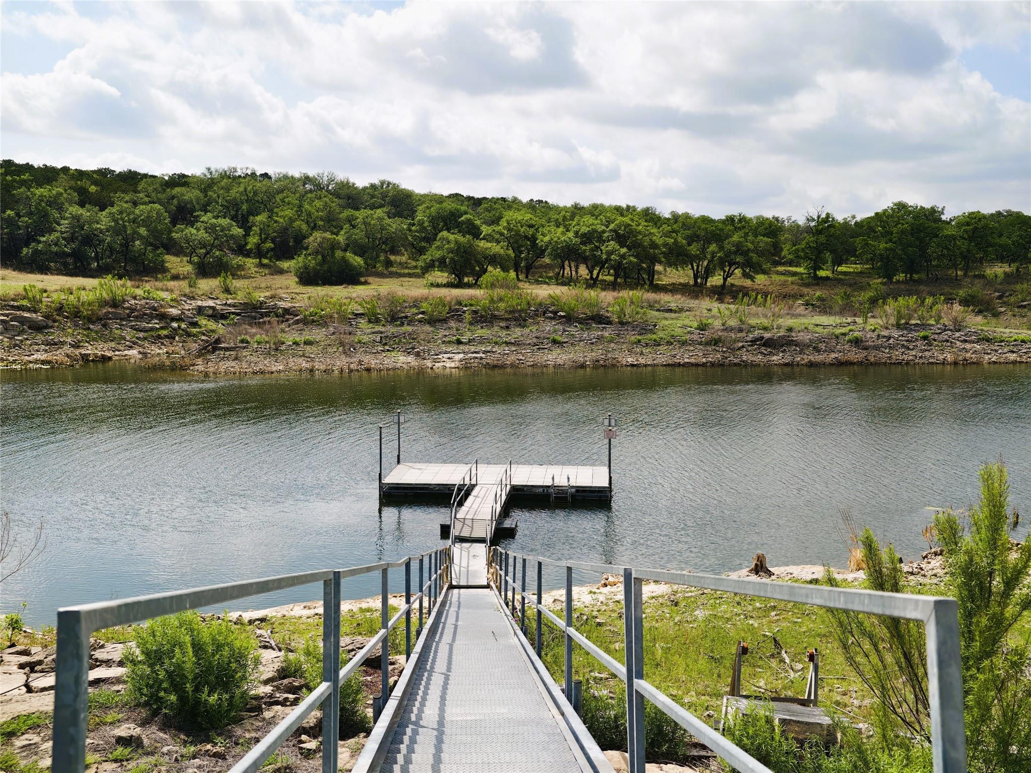 7613 Turnback Ledge Trl, Lago Vista, TX 78645