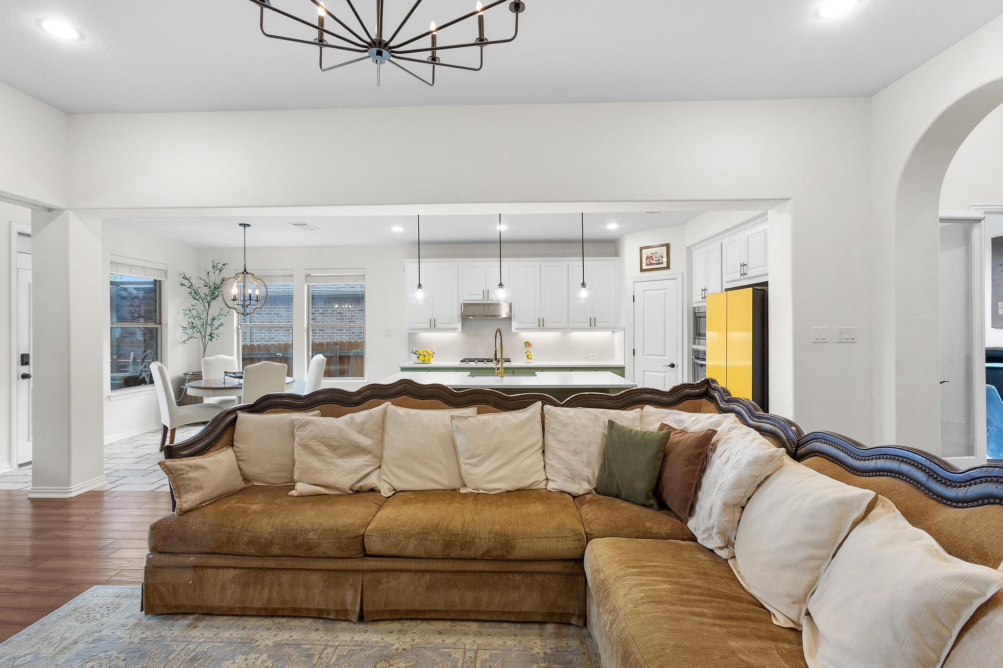 7613 Turnback Ledge Trl, Lago Vista, TX 78645