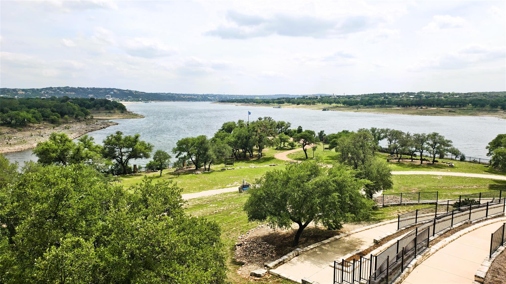 7613 Turnback Ledge Trl, Lago Vista, TX 78645