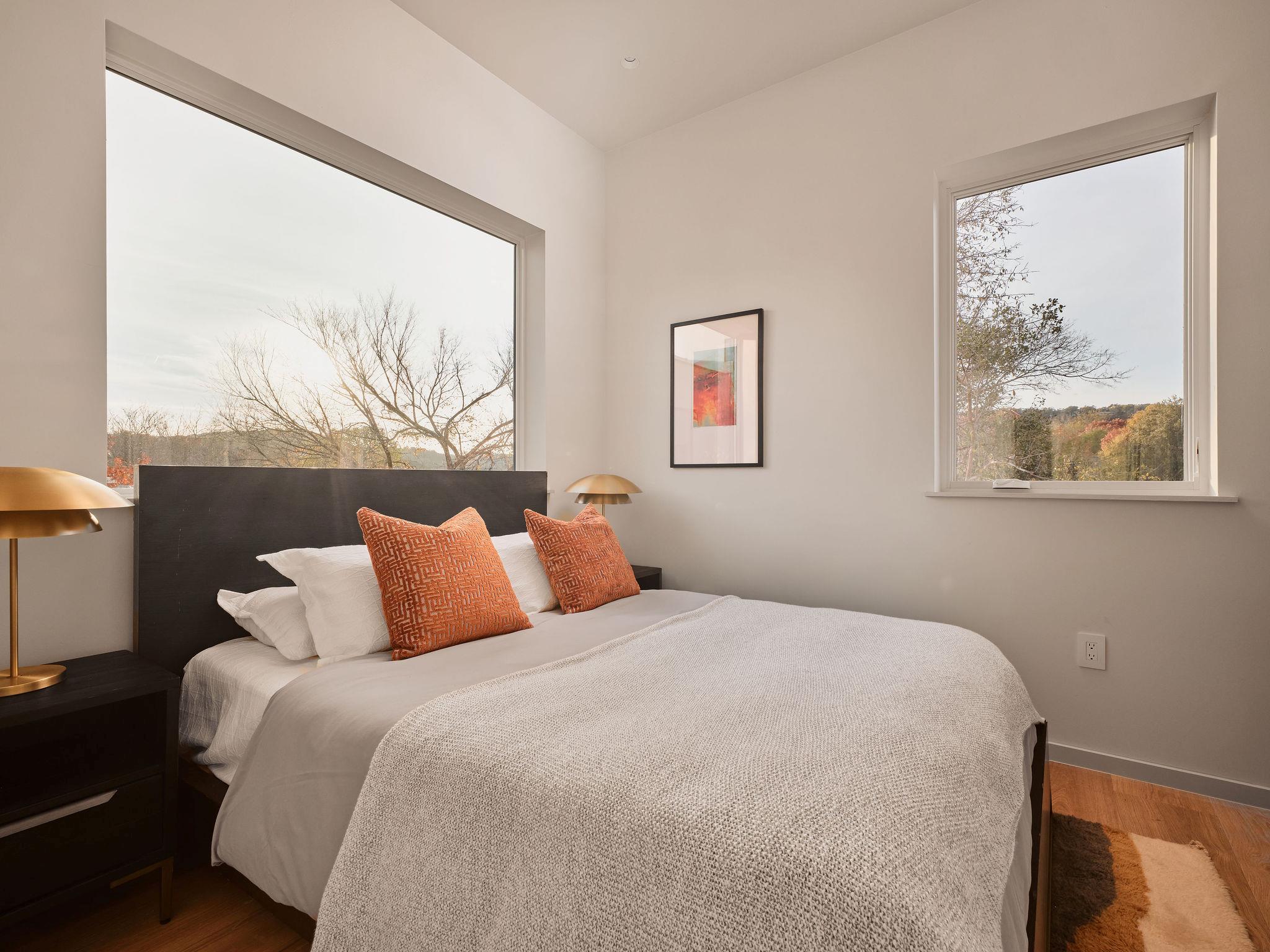 1901 Toro Canyon Rd, Austin, TX 78746