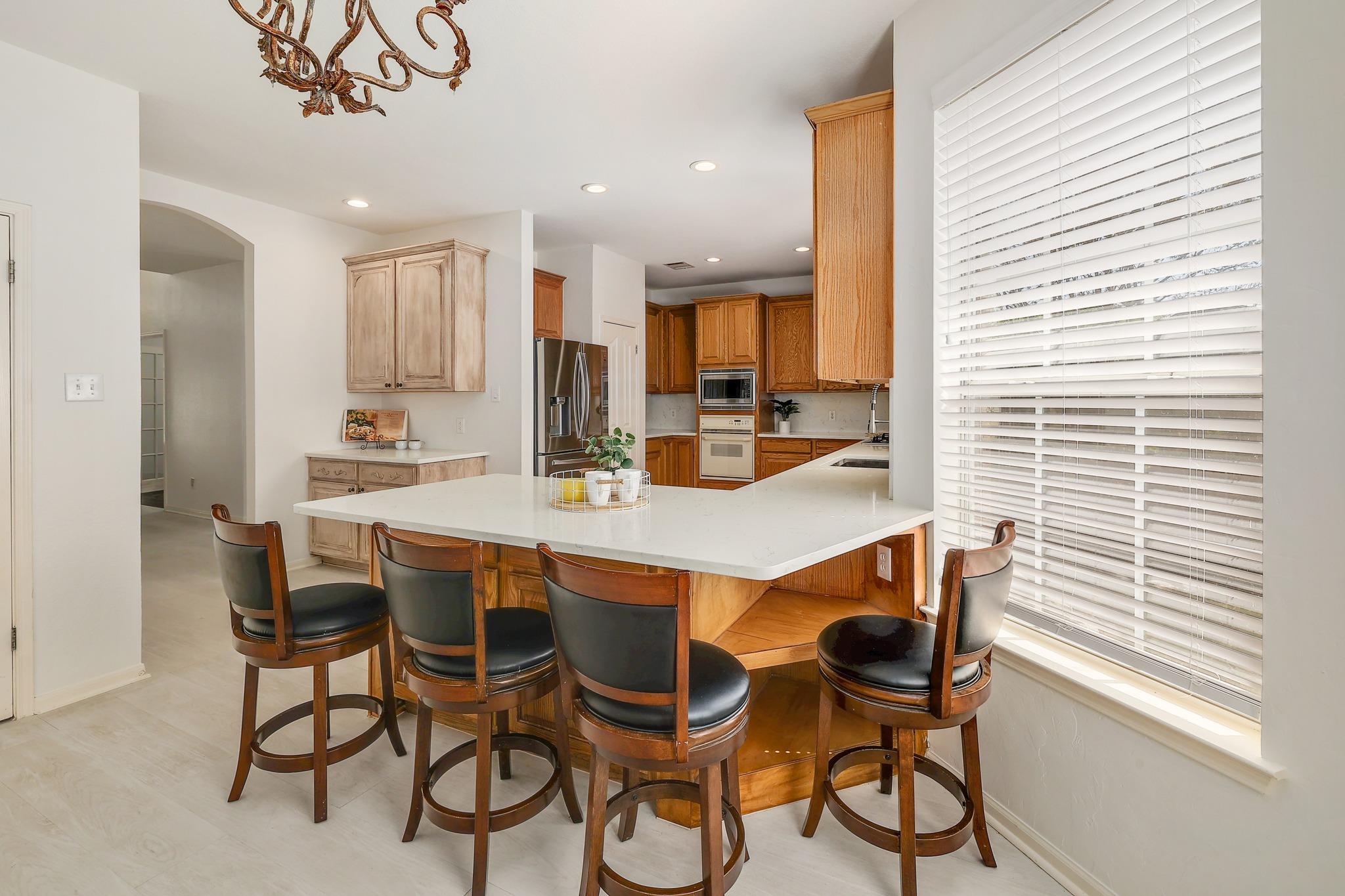 2023 Wood Glen Dr, Round Rock, TX 78681