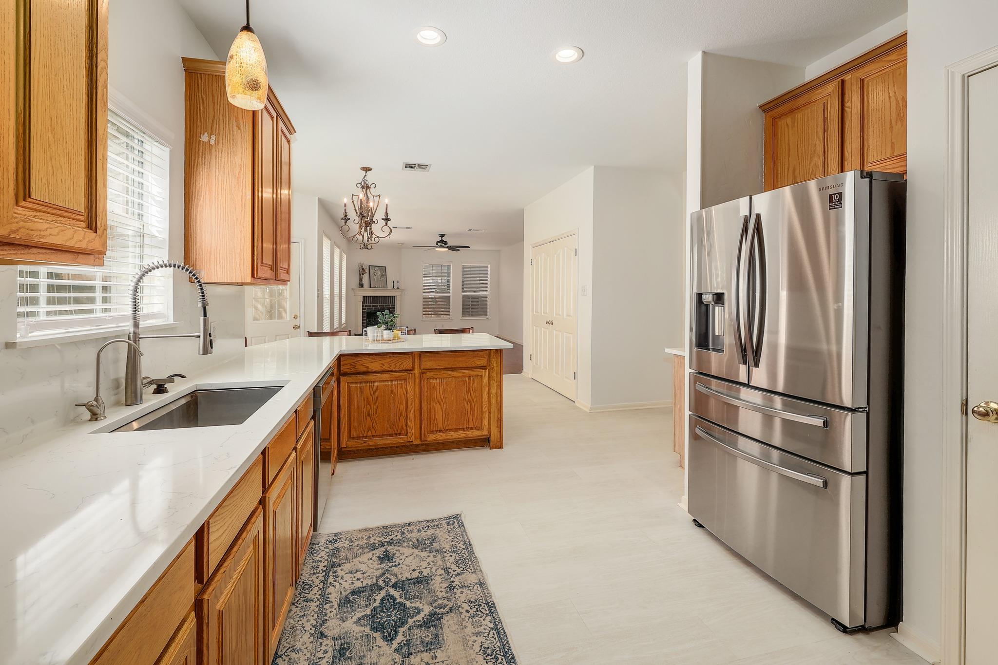 2023 Wood Glen Dr, Round Rock, TX 78681