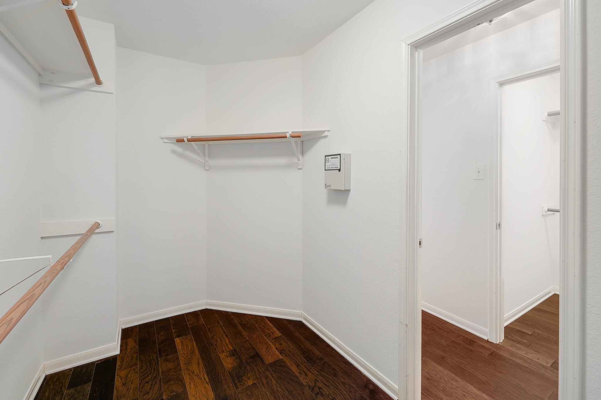 2023 Wood Glen Dr, Round Rock, TX 78681