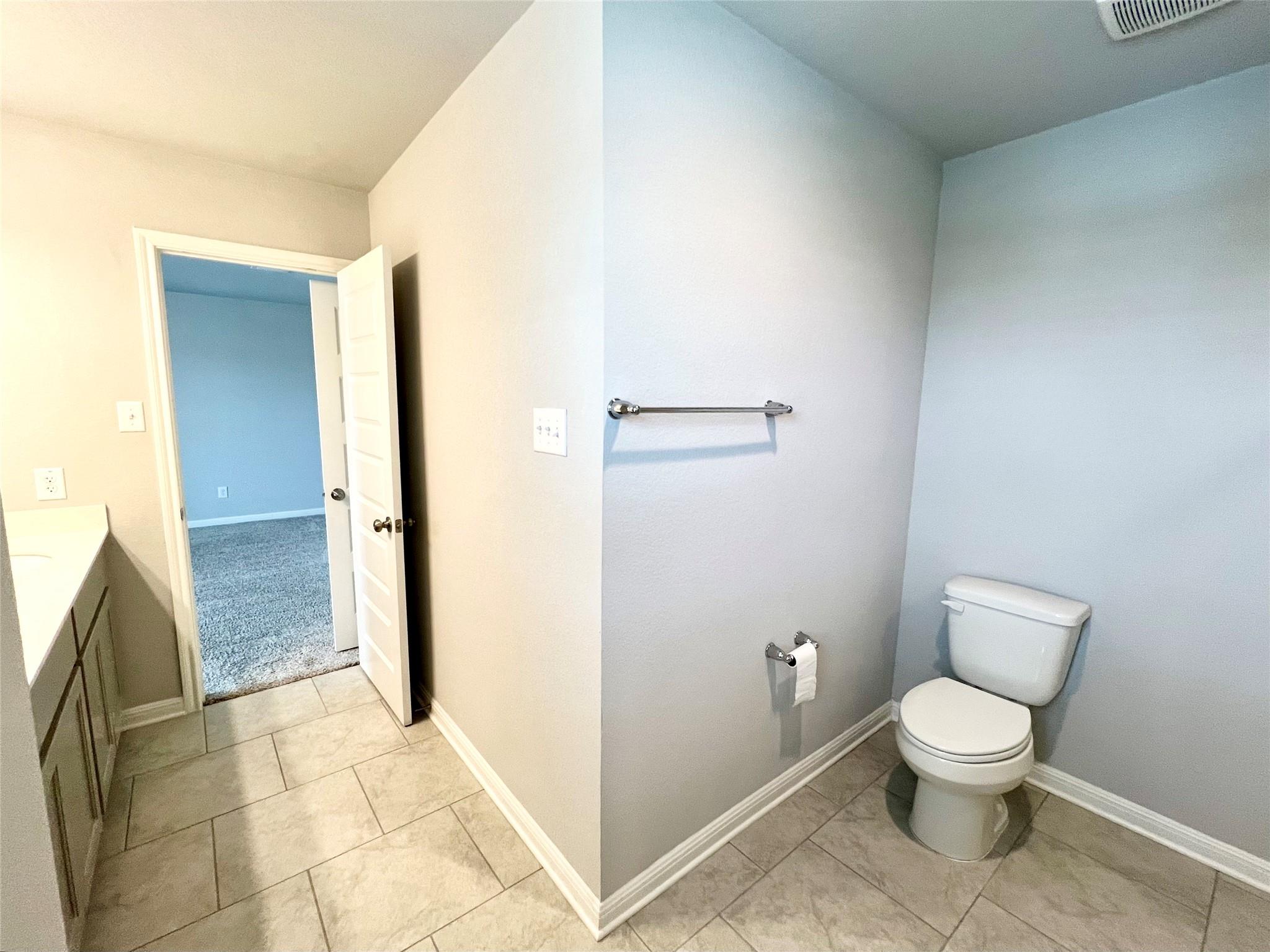 227 Kellys Heroes Way, Jarrell, TX 76537