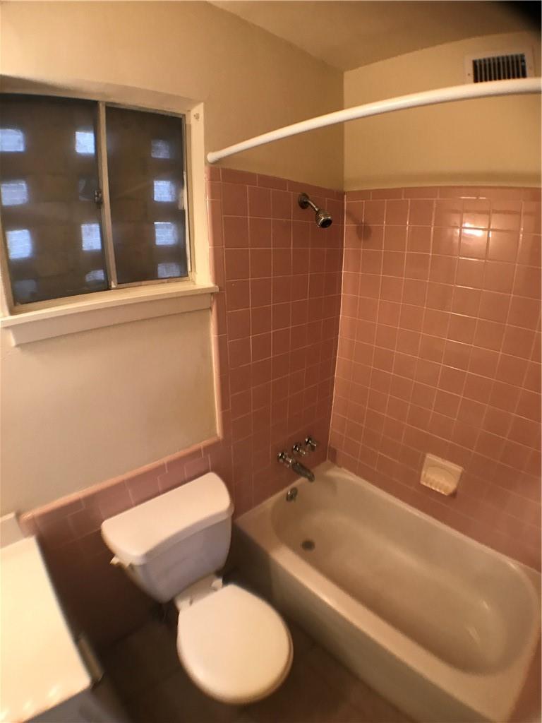 2610 Salado St # 105, Austin, TX 78705