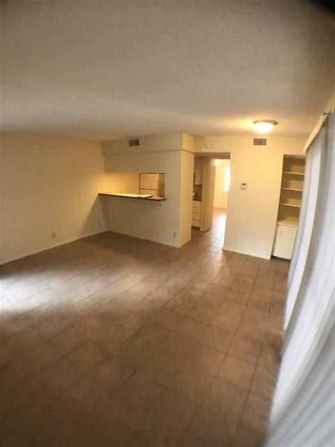 2610 Salado St # 105, Austin, TX 78705