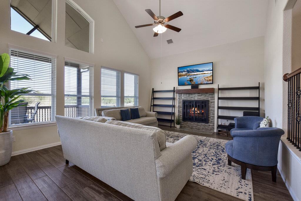 521 Middle Brook Dr, Leander, TX 78641