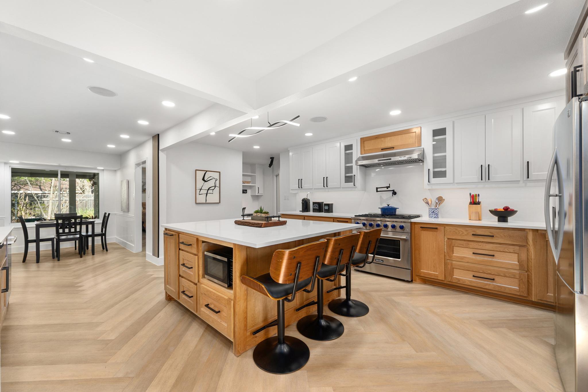 8608 Donna Gail Dr, Austin, TX 78757