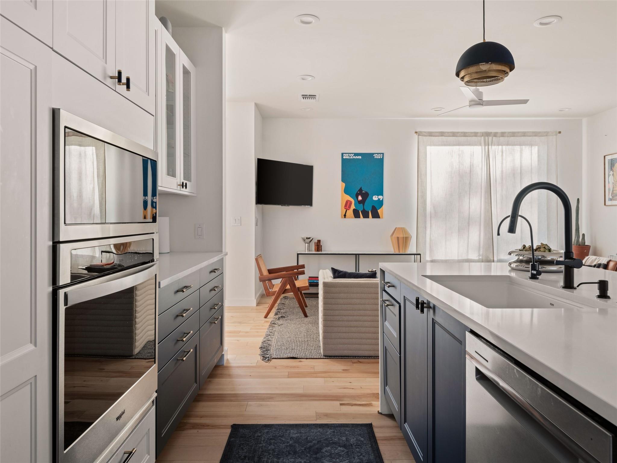 1200 Greenwood Ave, Austin, TX 78721