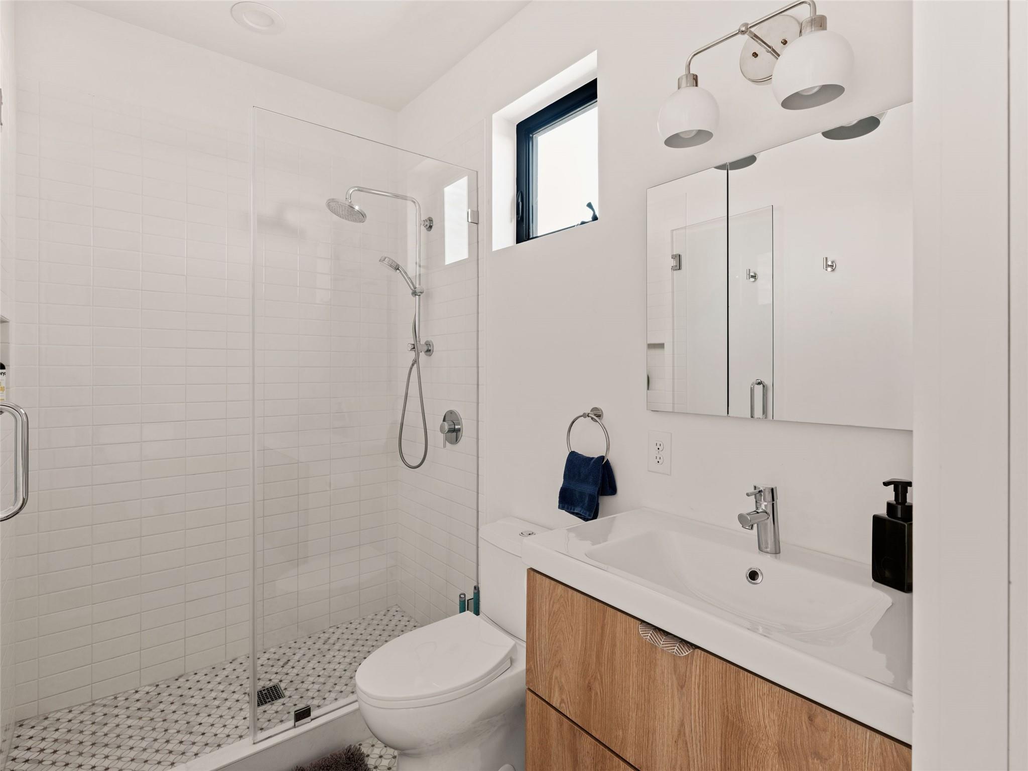 1200 Greenwood Ave, Austin, TX 78721