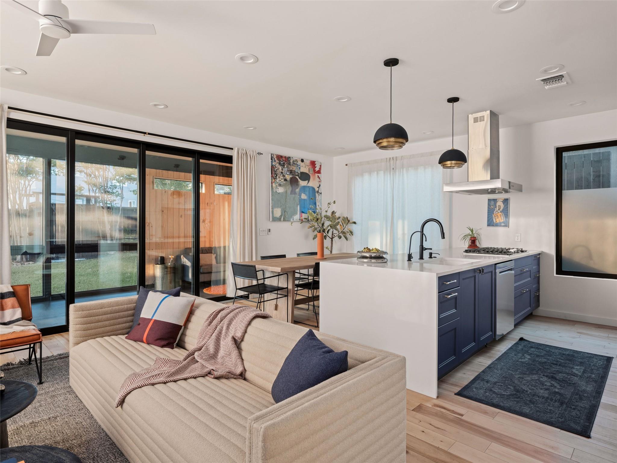 1200 Greenwood Ave, Austin, TX 78721