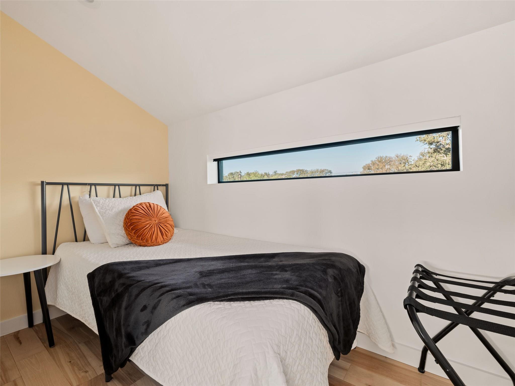 1200 Greenwood Ave, Austin, TX 78721