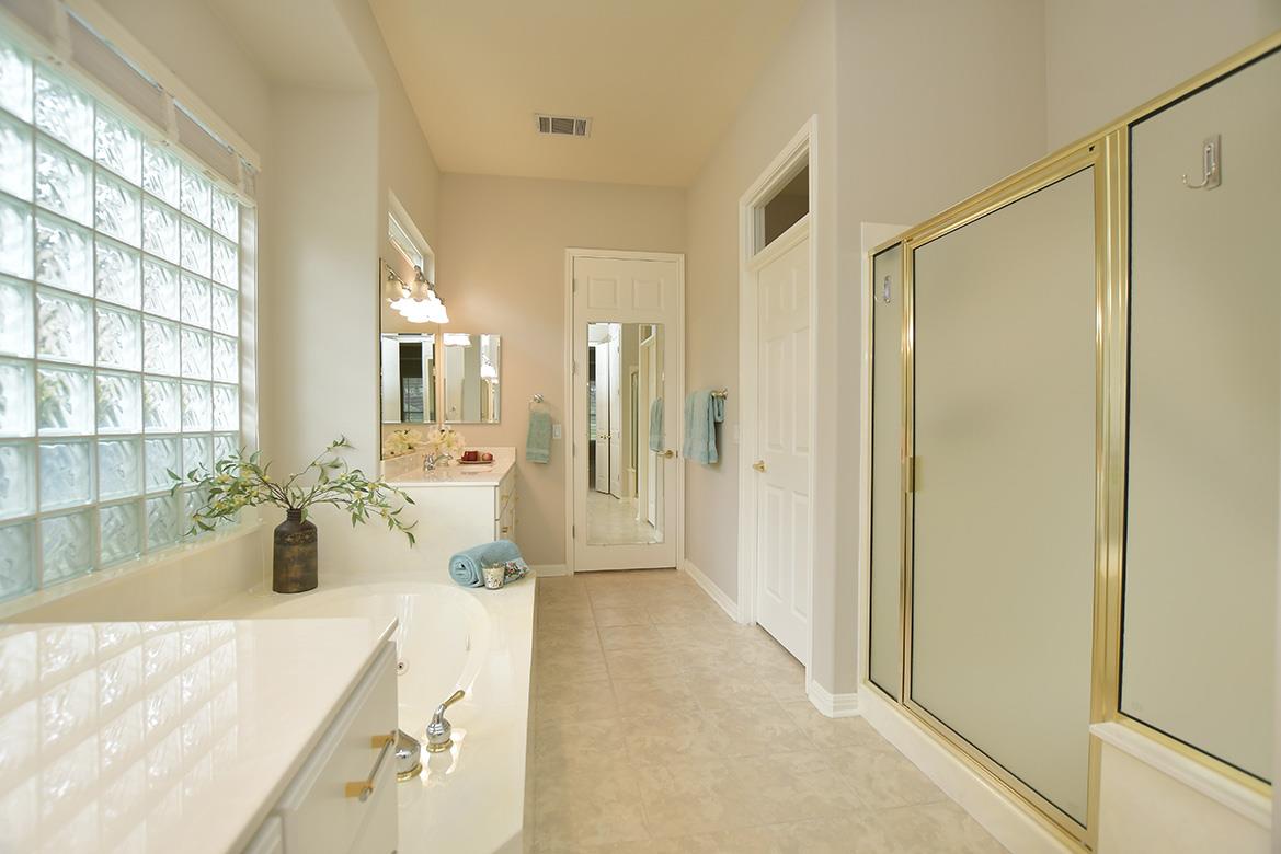 120 Golf View Drive Dr, Georgetown, TX 78633