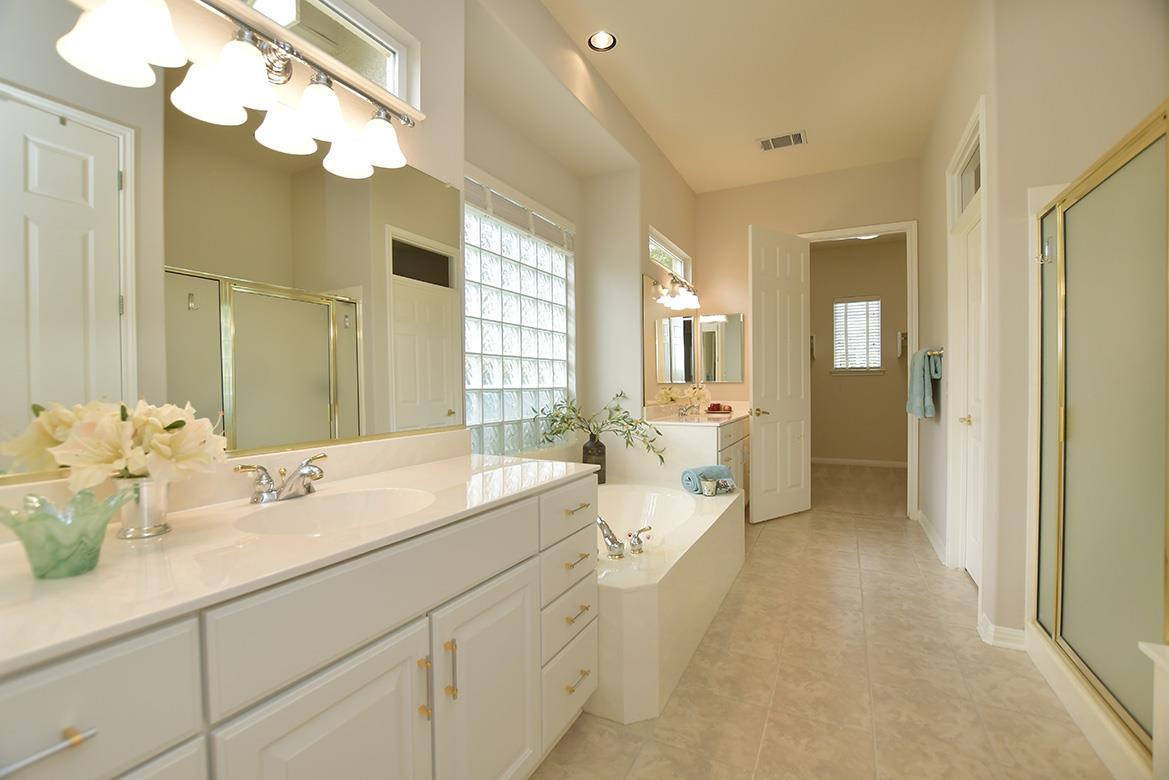 120 Golf View Drive Dr, Georgetown, TX 78633