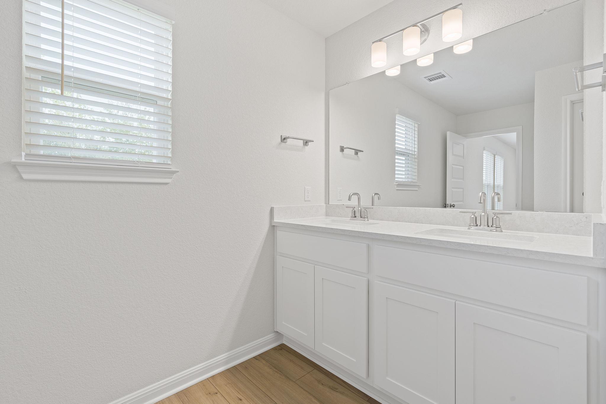 7916 Andravida Dr, Austin, TX 78747