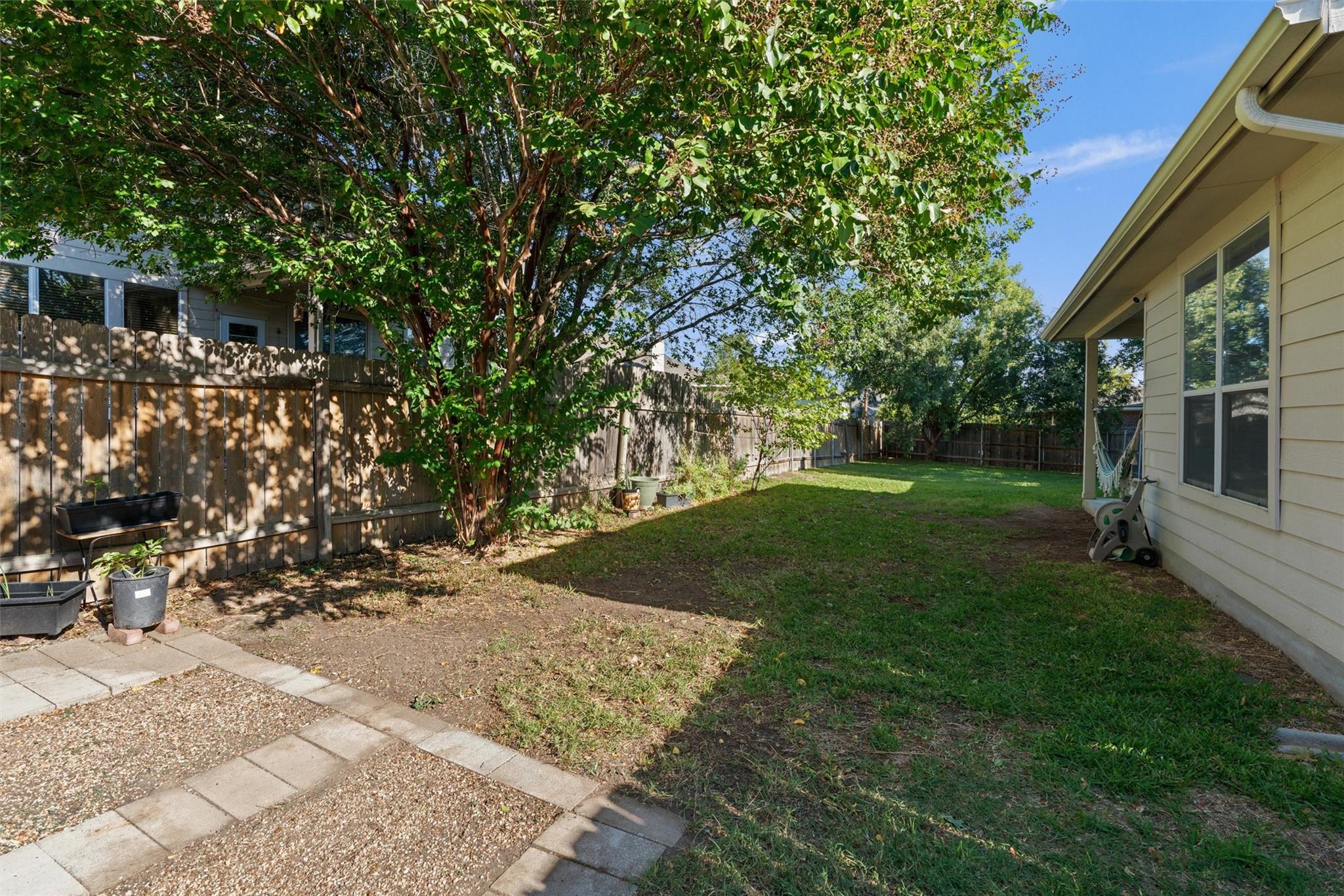 902 Lavender Cv, Pflugerville, TX 78660