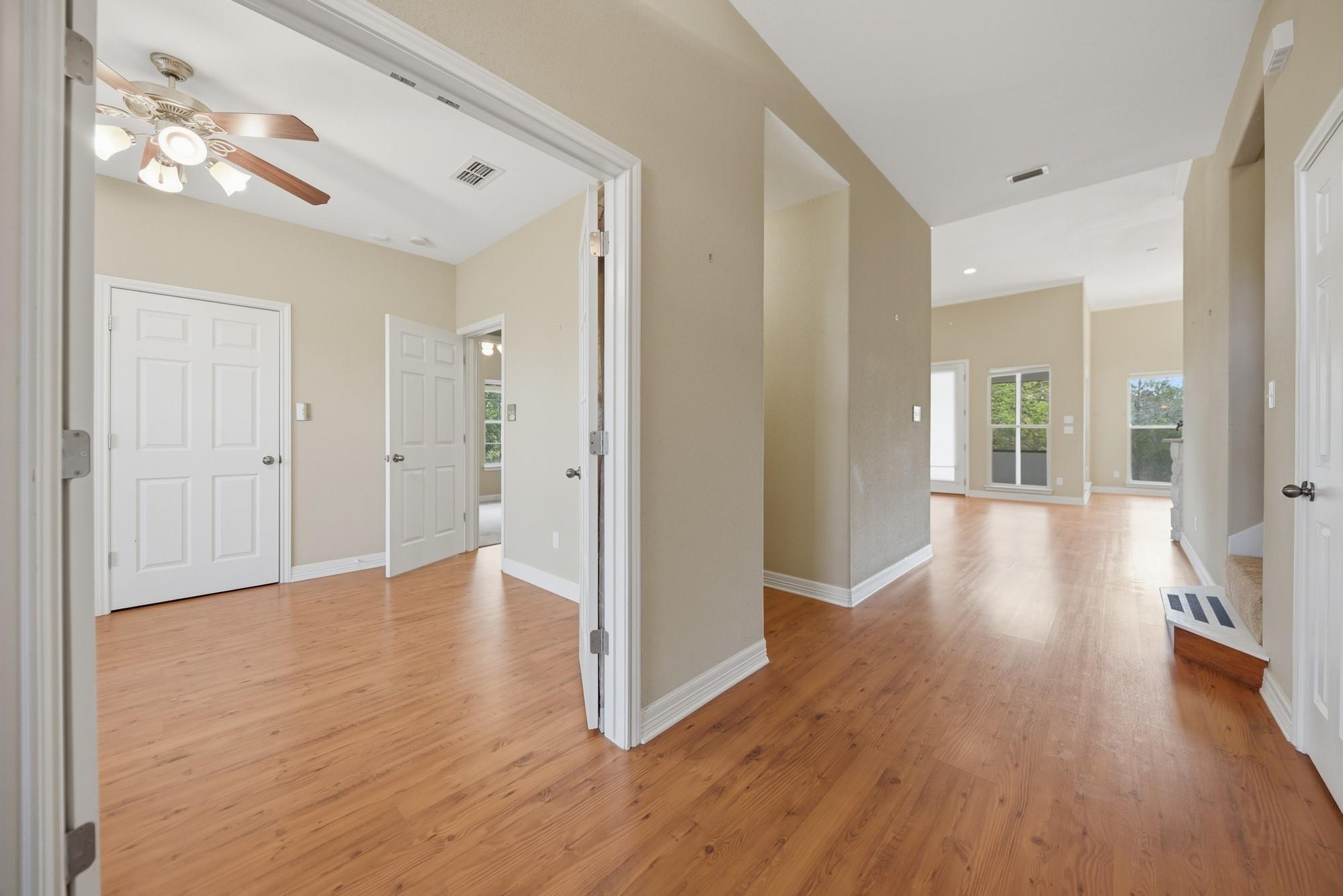 350 Owl Creek Rd, Giddings, TX 78942