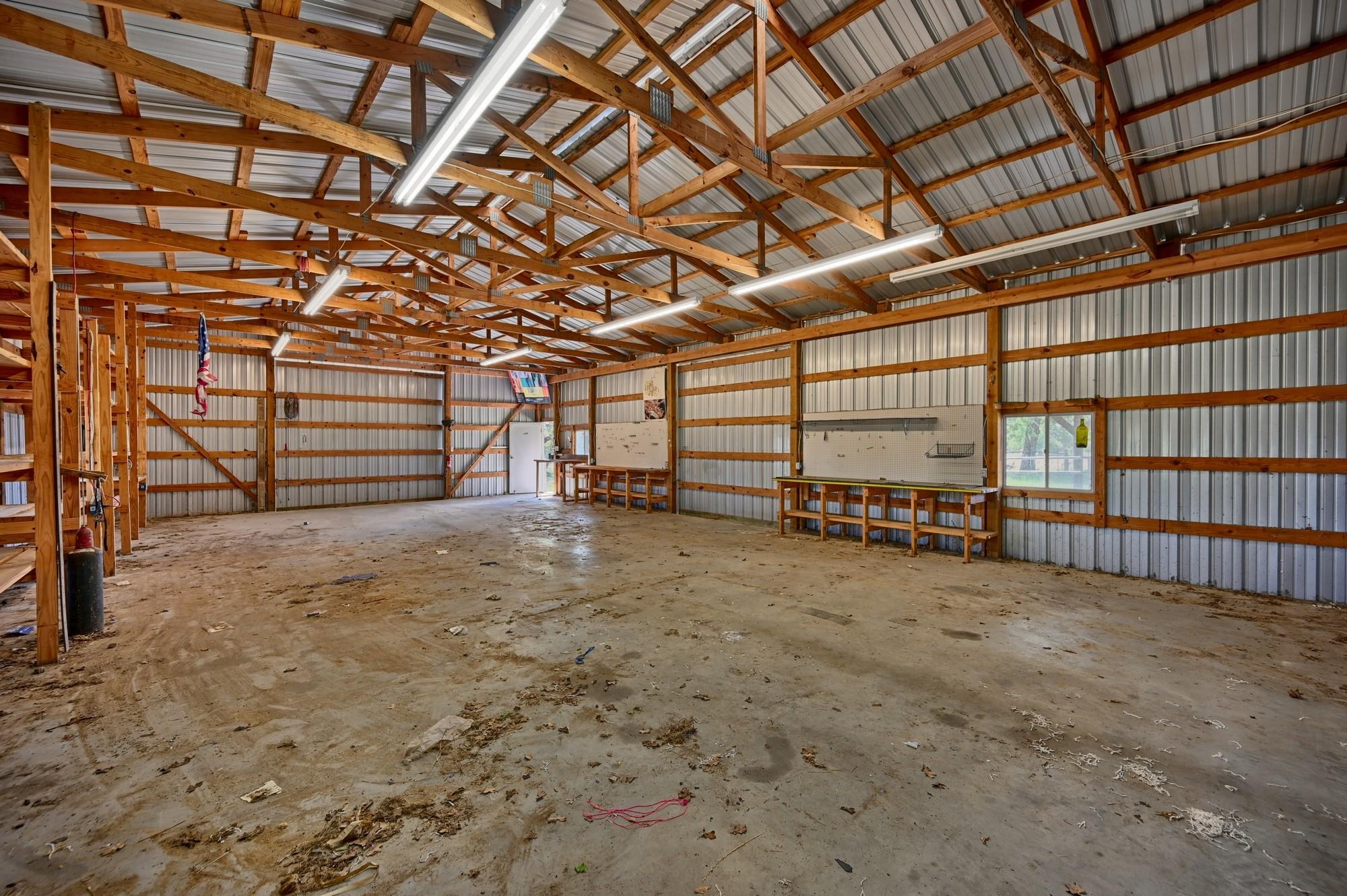 350 Owl Creek Rd, Giddings, TX 78942